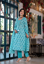 Lace Embroidered & Printed Kurta With Pant & Dupatta, Multicolor - Hiral Fashion - Distacart