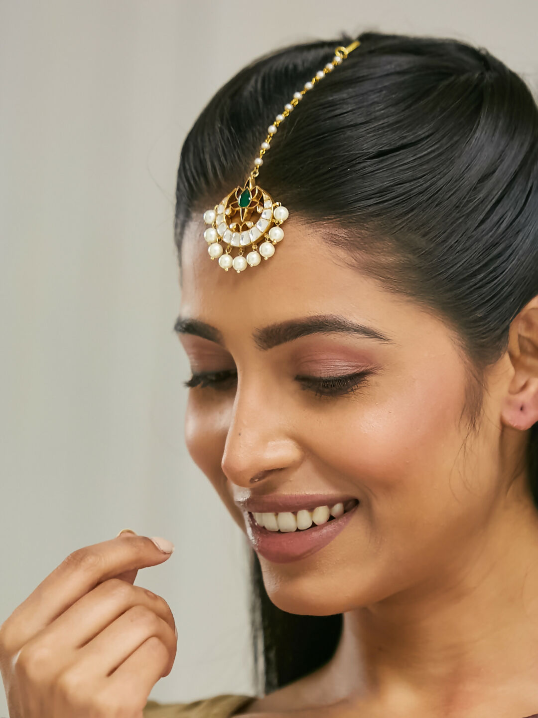 Nuyug 22K Gold-Plated Green Stone & Kundan Studded with Pearl Drop Maang Tikka Head Jewellery - Distacart