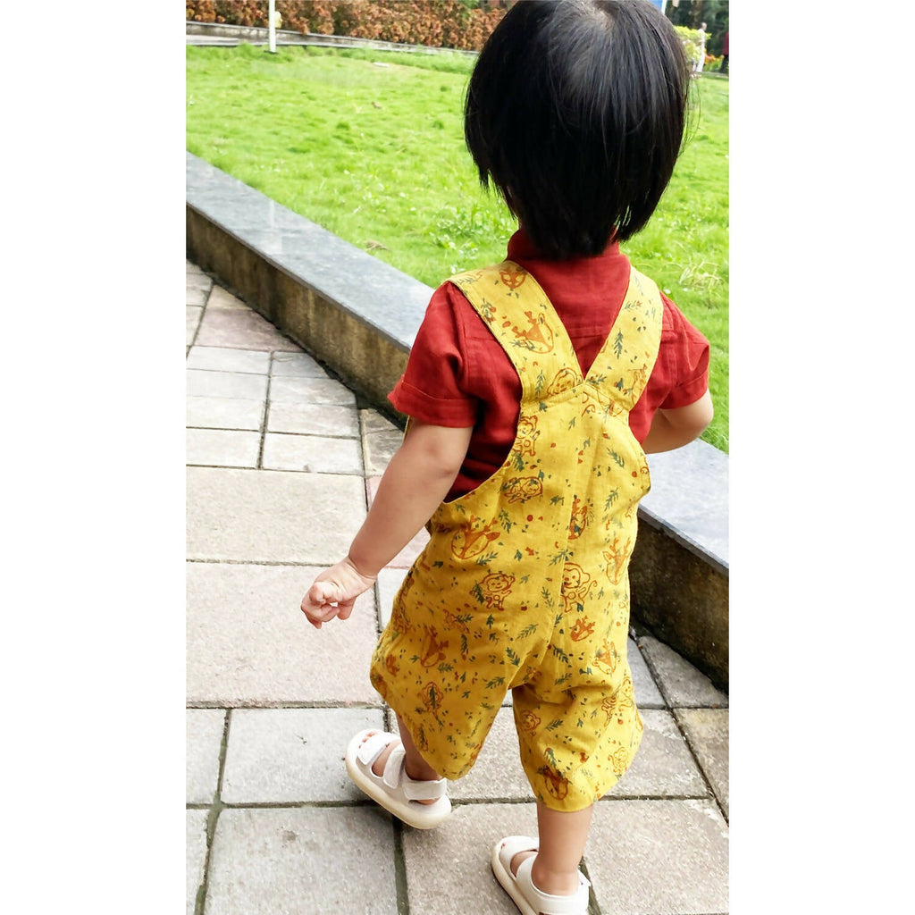 Mhyssa Yellow Dungaree With Round Neck Half Sleeves Maroon Shirt Set