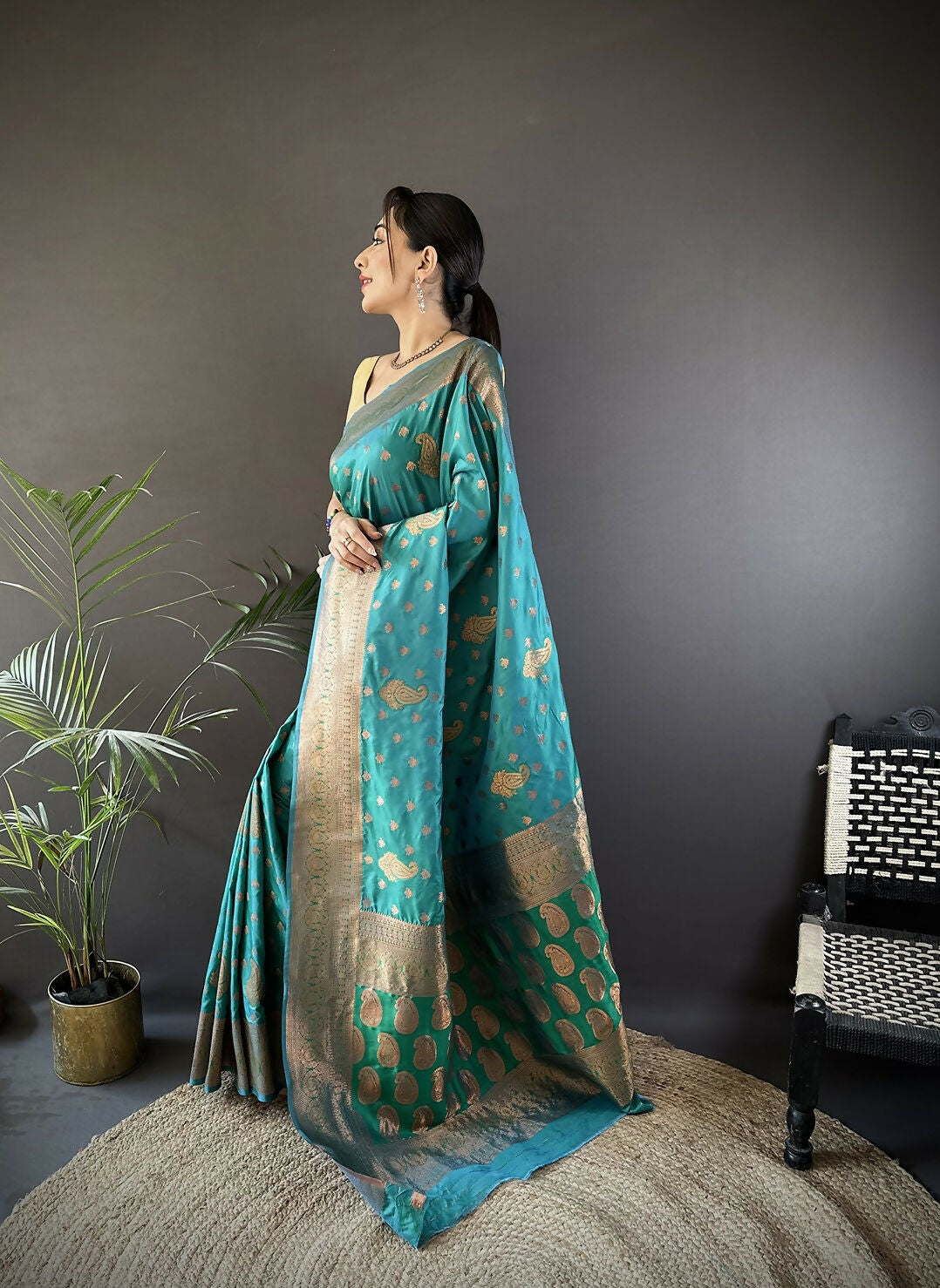 Joban Fashion Banarasi Teal Green Woven Soft Silk Saree - Distacart