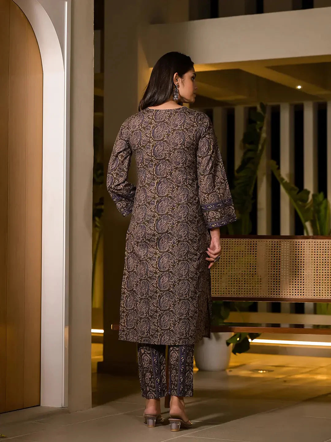 Yufta Olive Pure Cotton Paisley Print Pakistani Style Kurta And Trousers With Dupatta Set - Distacart