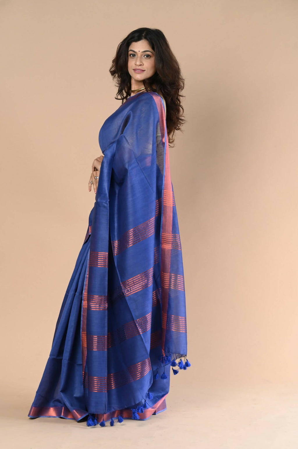 Very Much Indian Handloom Cotton Silk Maheshwari Saree With Sleek Golden Border - Purple Blue