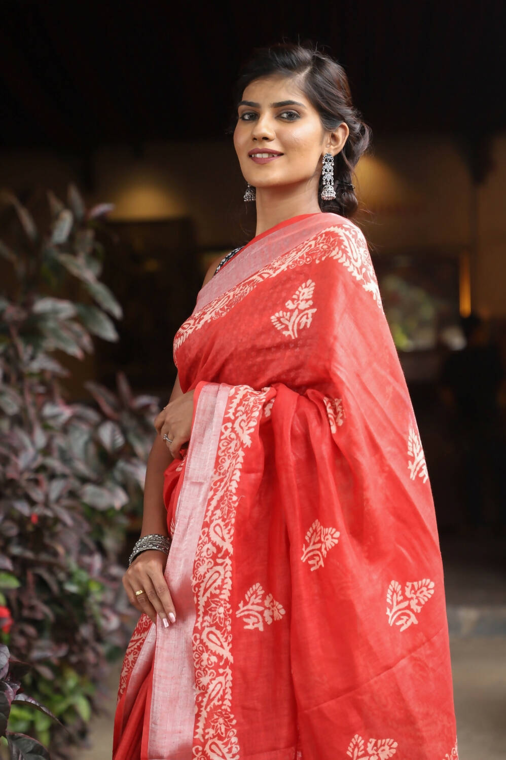 Very Much Indian Organic Linen With Handblock Printing Saree - Red - Distacart
