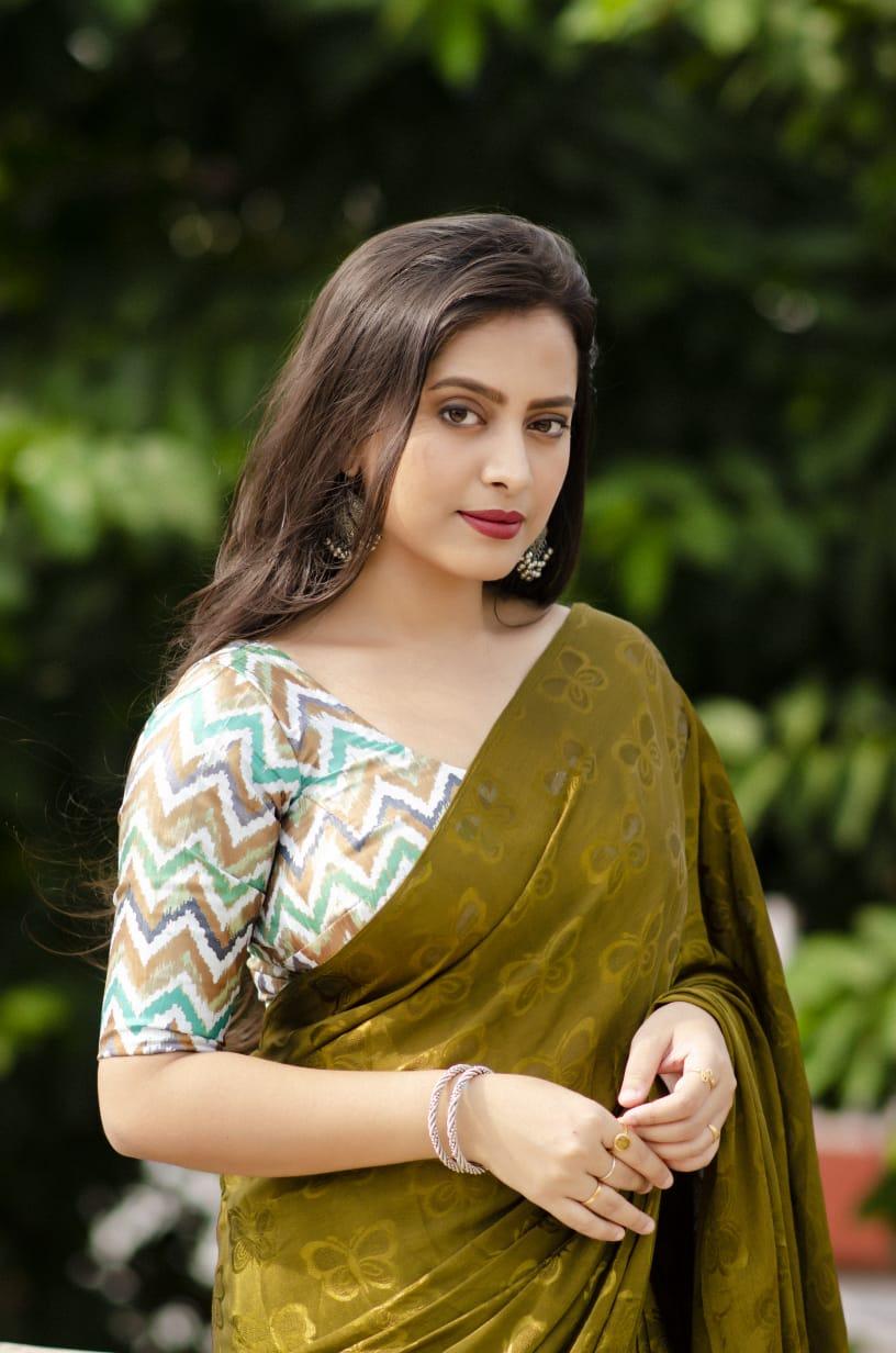 Mehndi Silk Blend Ethnic Motifs Saree with Unstitched Blouse - A2M