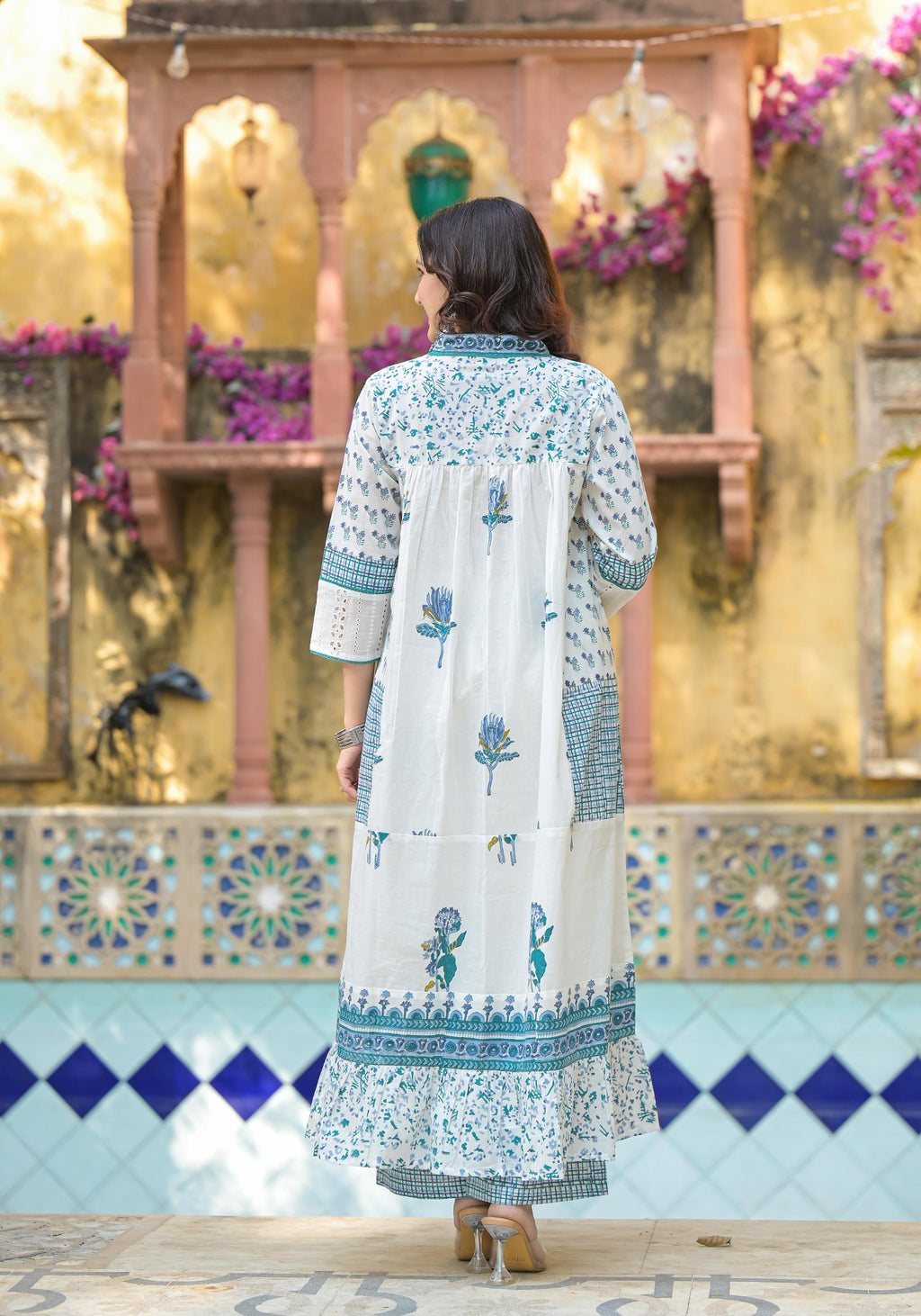 Juniper White Floral Printed Cotton A-Line Kurta Pant And Dupatta Set - Distacart