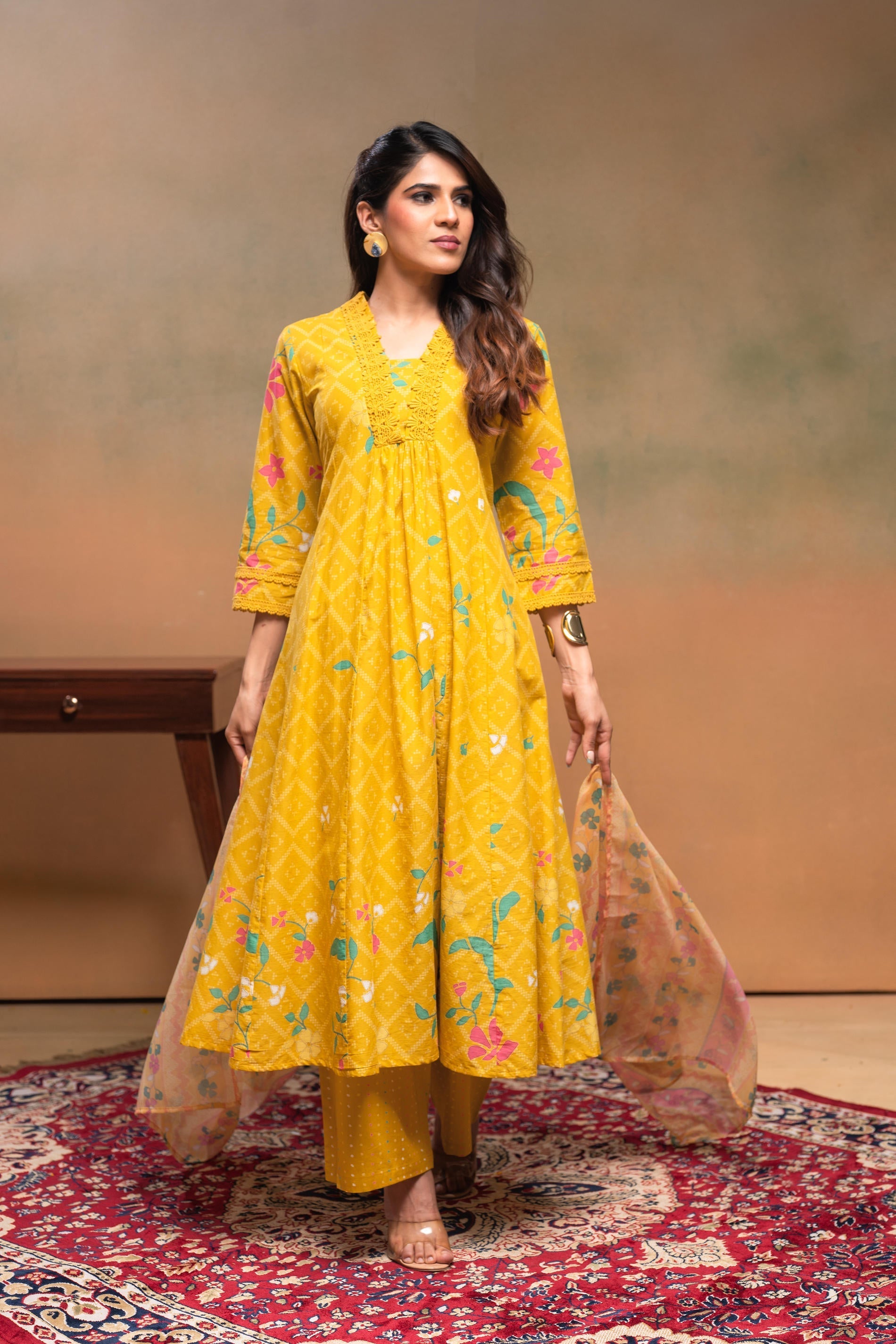 Juniper Mustard Floral Printed Cotton Kurta Set With Chiffon Dupatta - Distacart