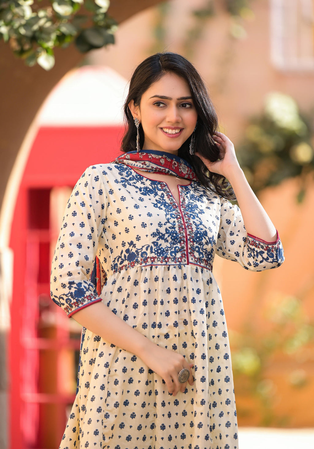 Juniper Ivory Floral Printed Chanderi Kurta Pant And Dupatta Set With Sequins - Distacart