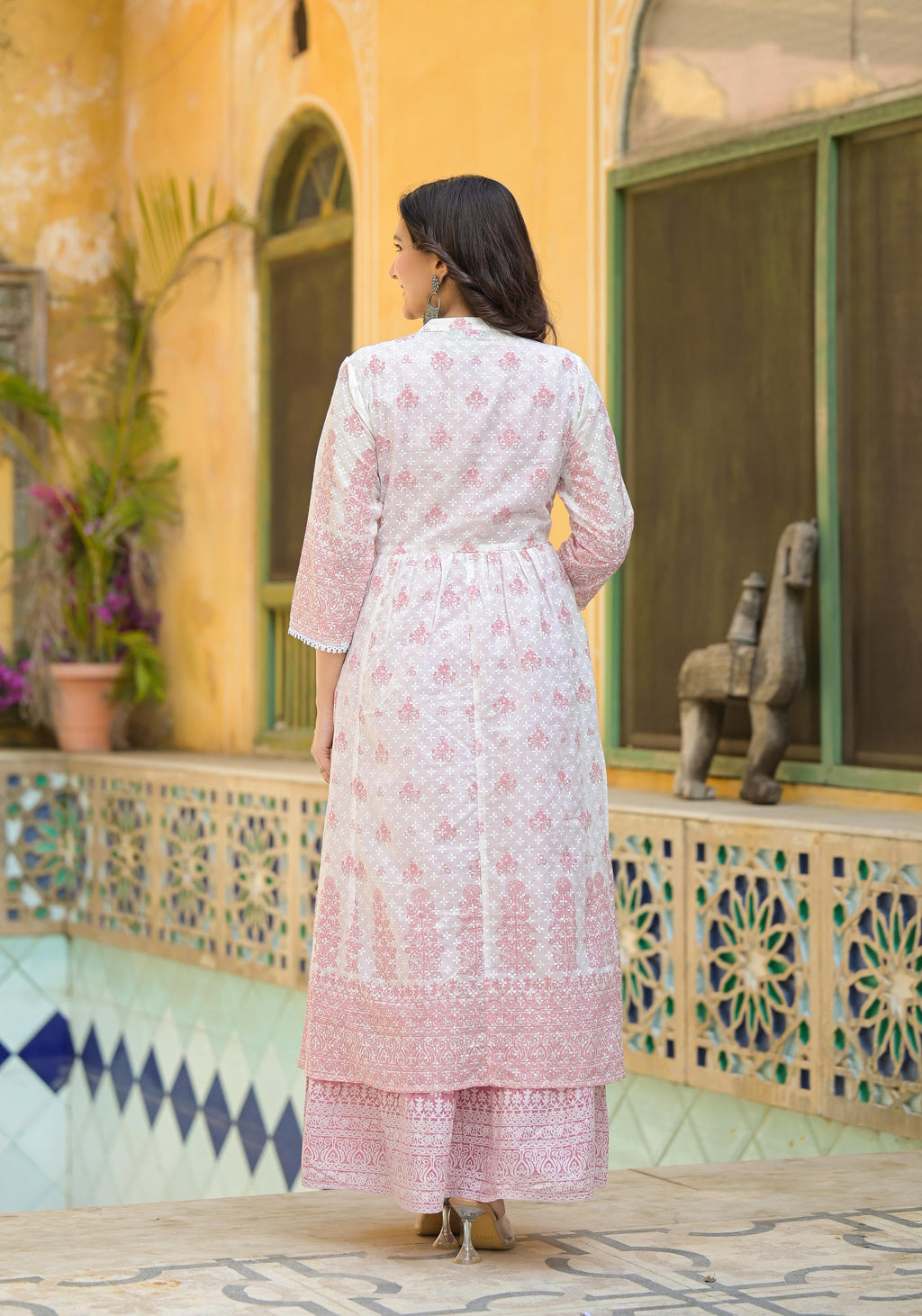 Juniper Pink Ethnic Motif Printed Cotton Kurta & Shrug With Doris - Distacart
