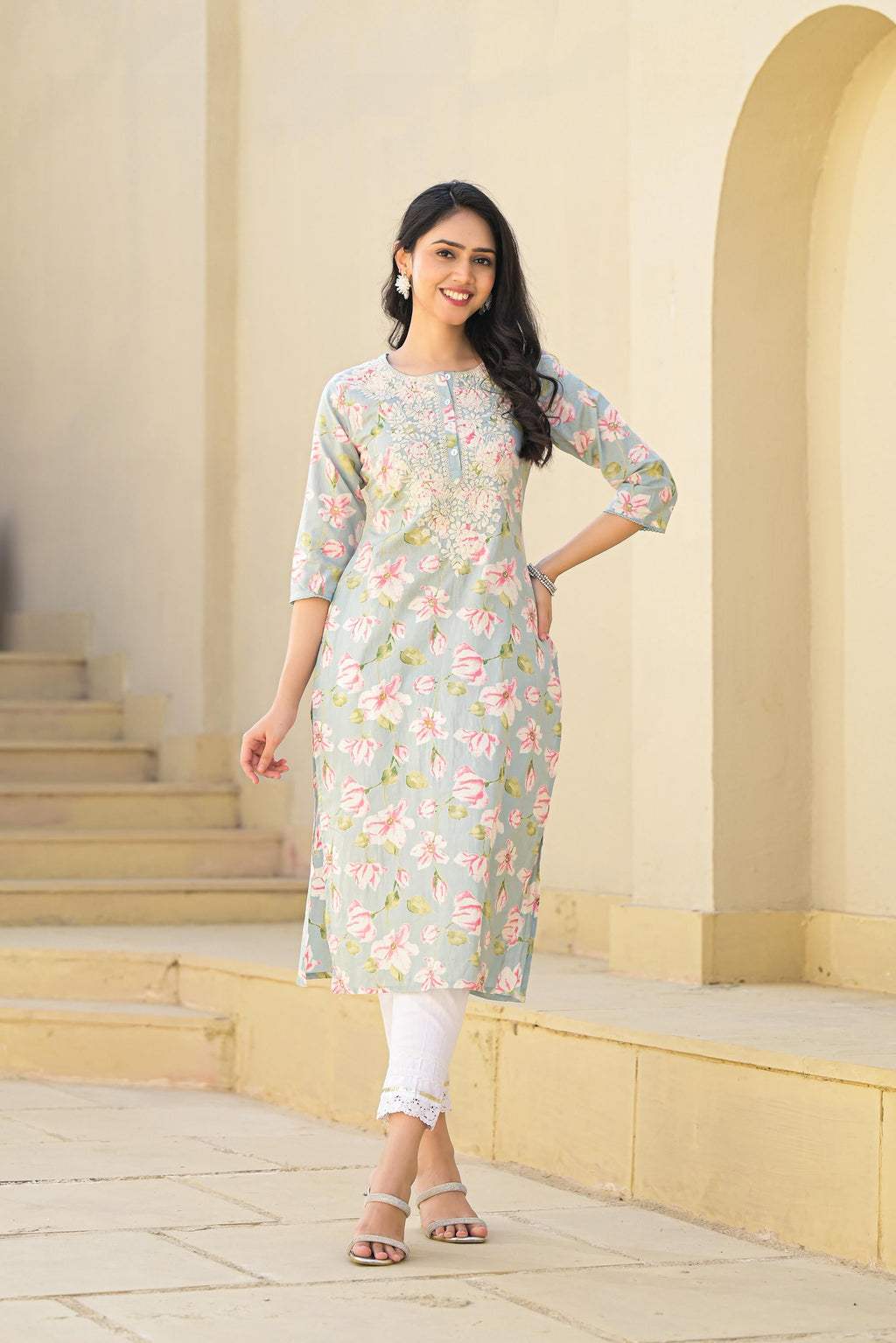 Juniper Women's Green Floral Printed Cotton Kurta With Thread Work & Buttons - Distacart