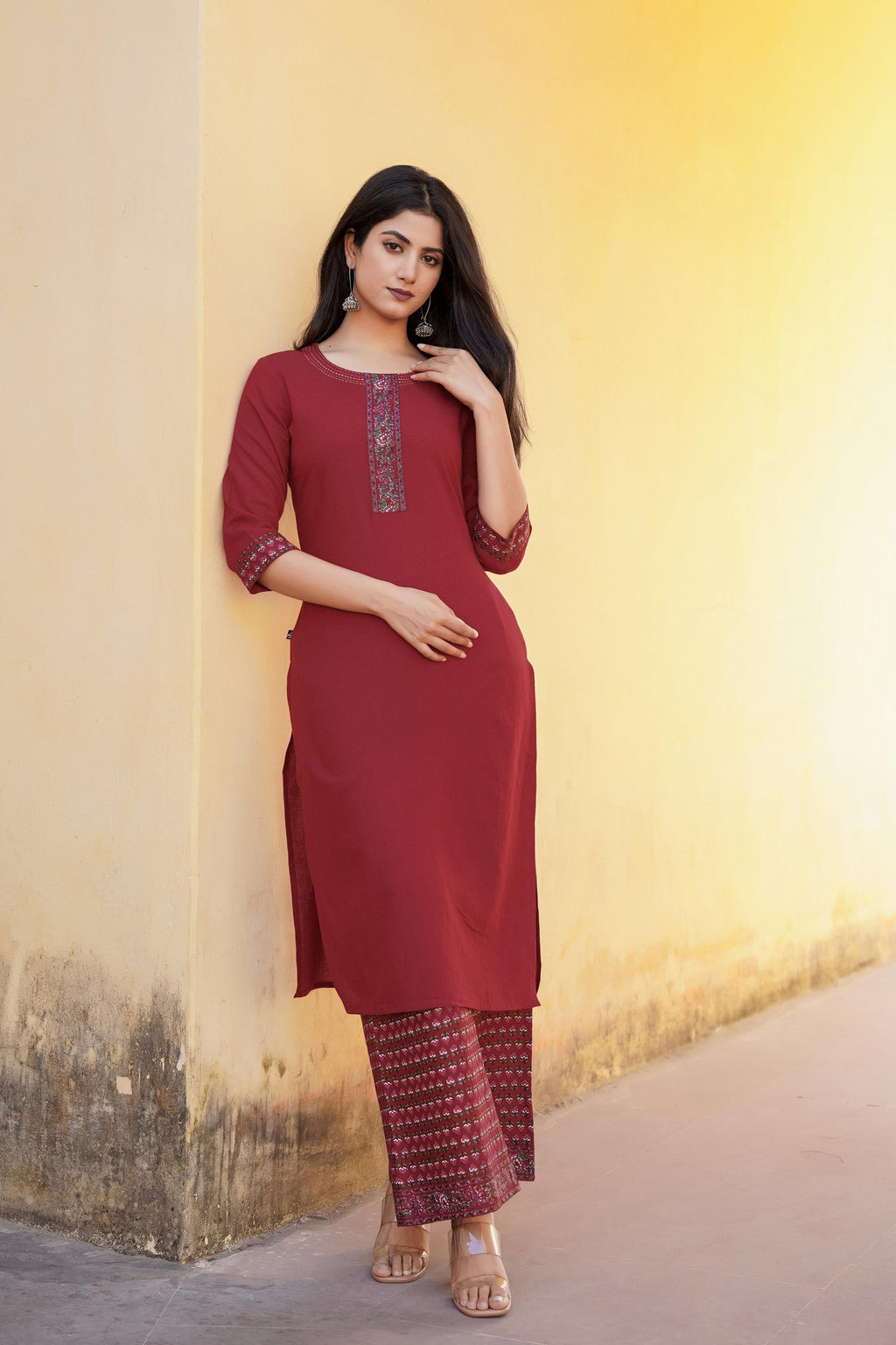 Juniper Maroon Floral Printed Viscose Kurta & Palazzo With Thread Work
