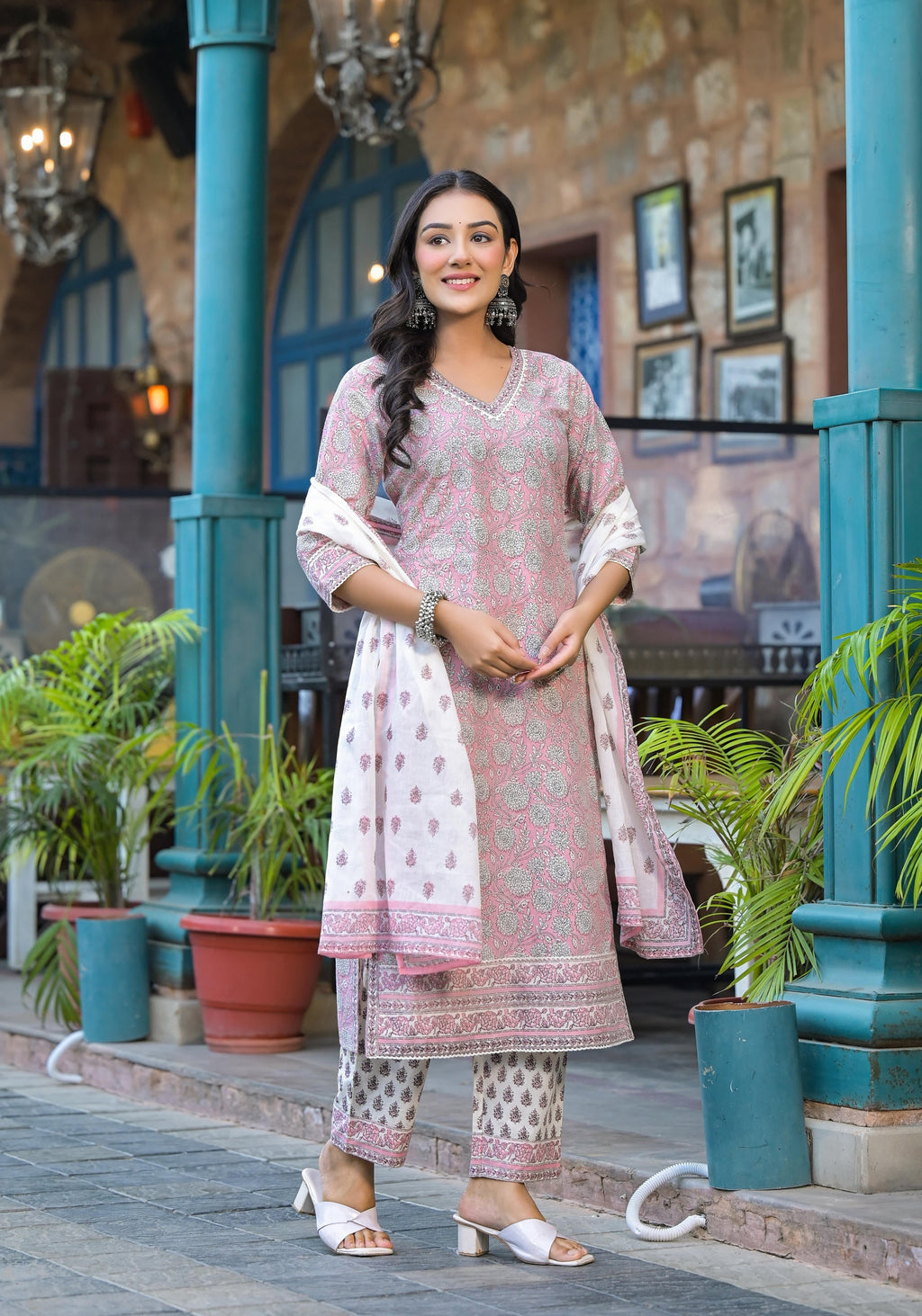 Juniper Pink Floral Printed Cotton Kurta Pant And Dupatta Set With Lace - Distacart