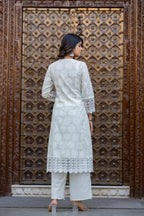 Juniper White Ethnic Motif Printed Cotton Kurta Set With Lace & Thread Work - Distacart
