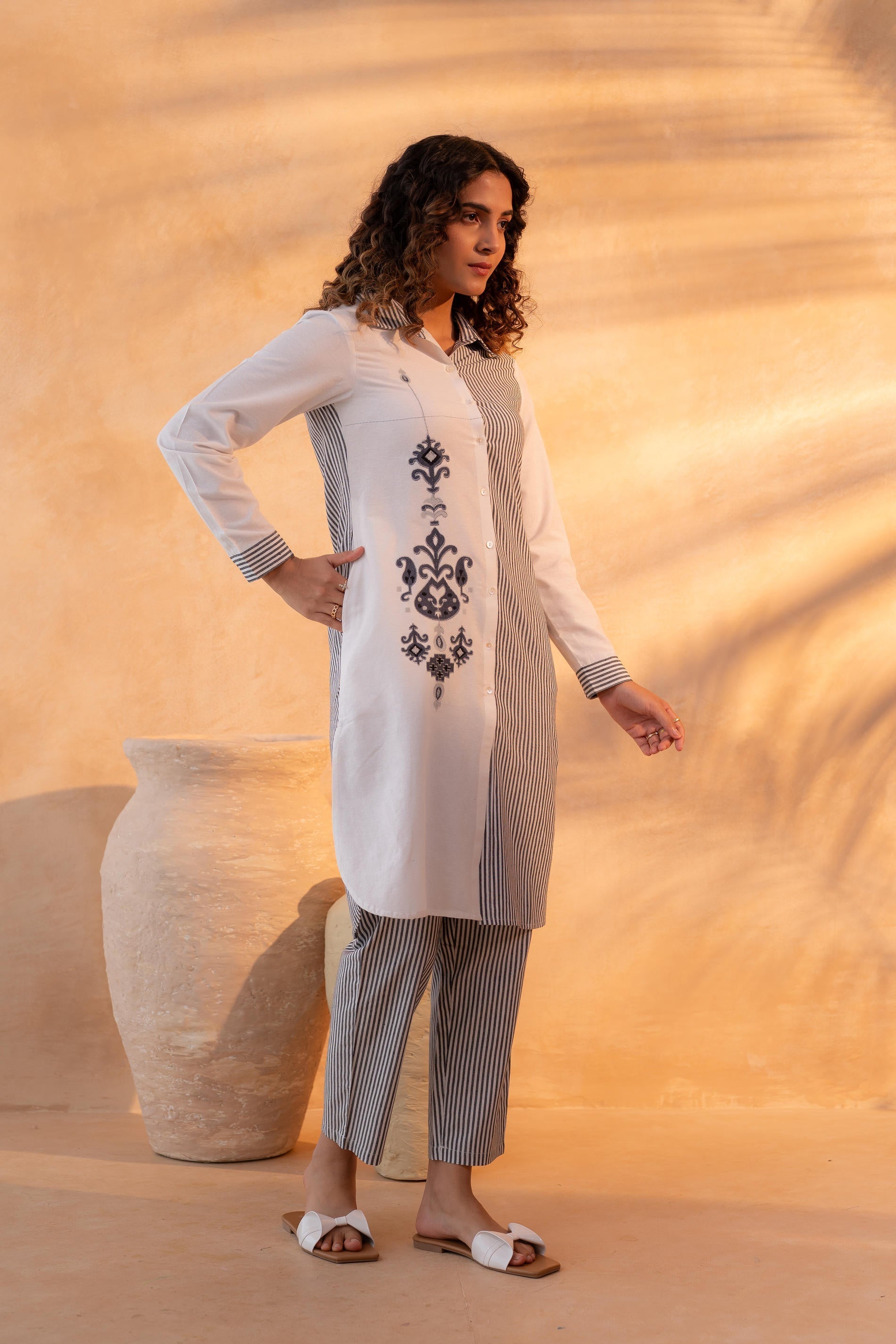Juniper Black & White Divide Embroidered Panel Kurta Set - Distacart