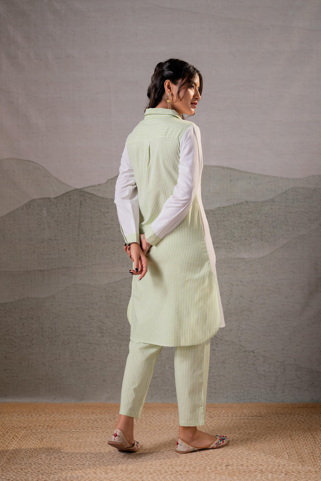 Juniper LightGreen & White Divide Embroidered Panel Kurta Set - Distacart