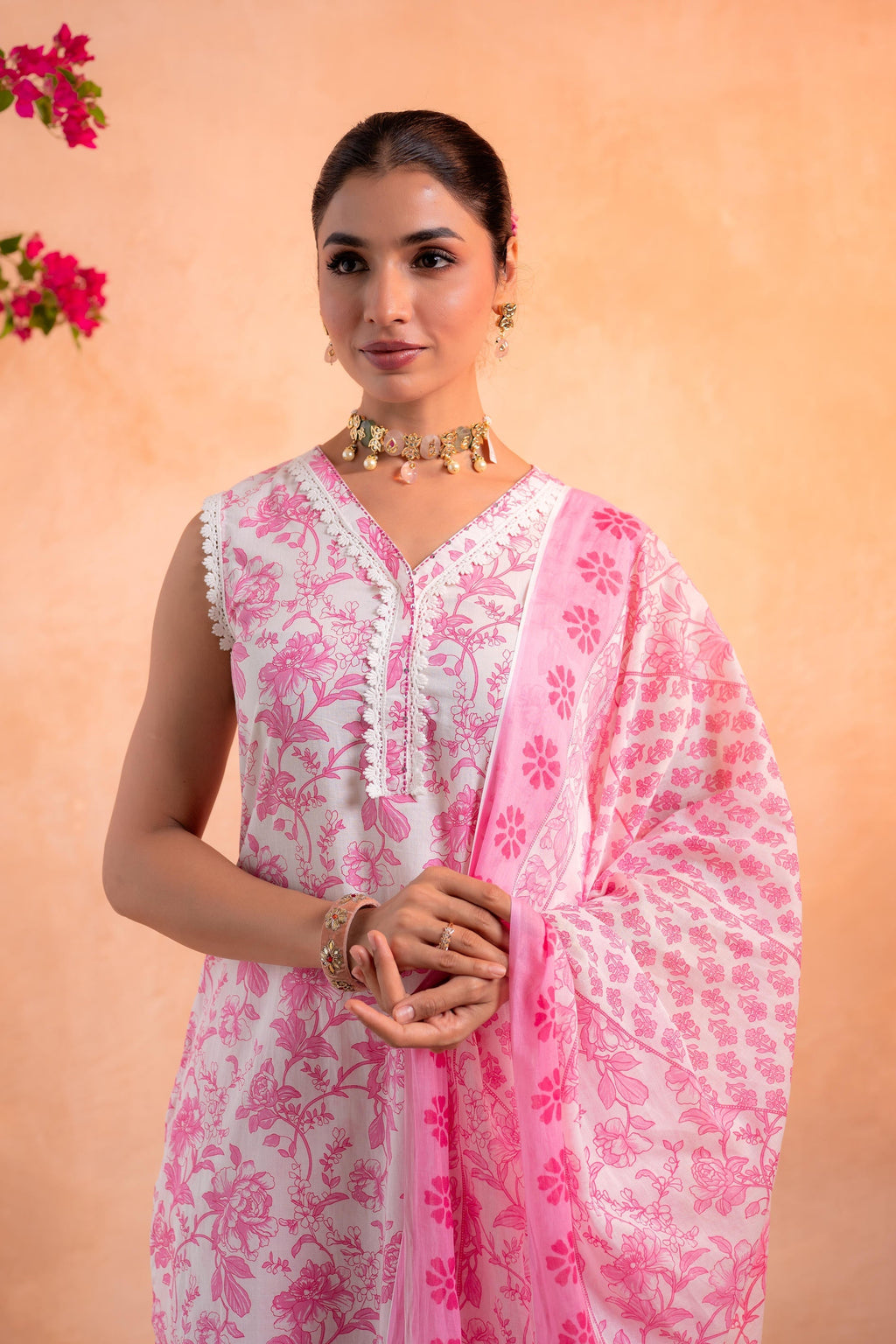 Juniper Pink Whisper Floral Kurta Pant And Dupatta Set - Distacart