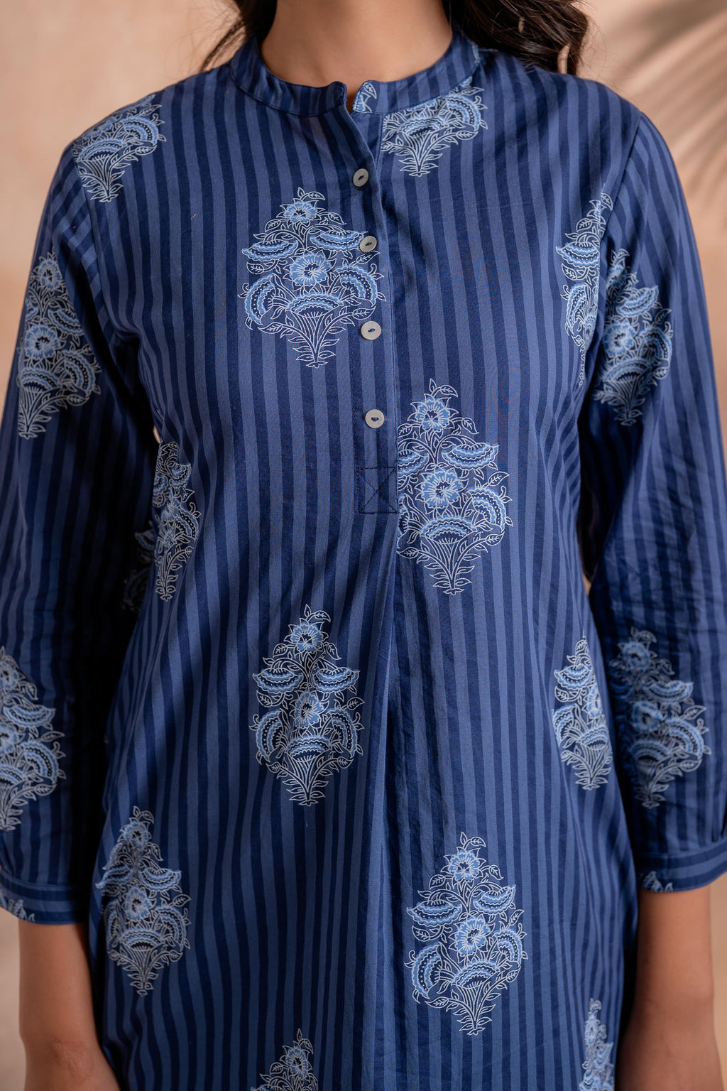 Juniper Indigo Stripe Motif Heritage Kurta - Distacart