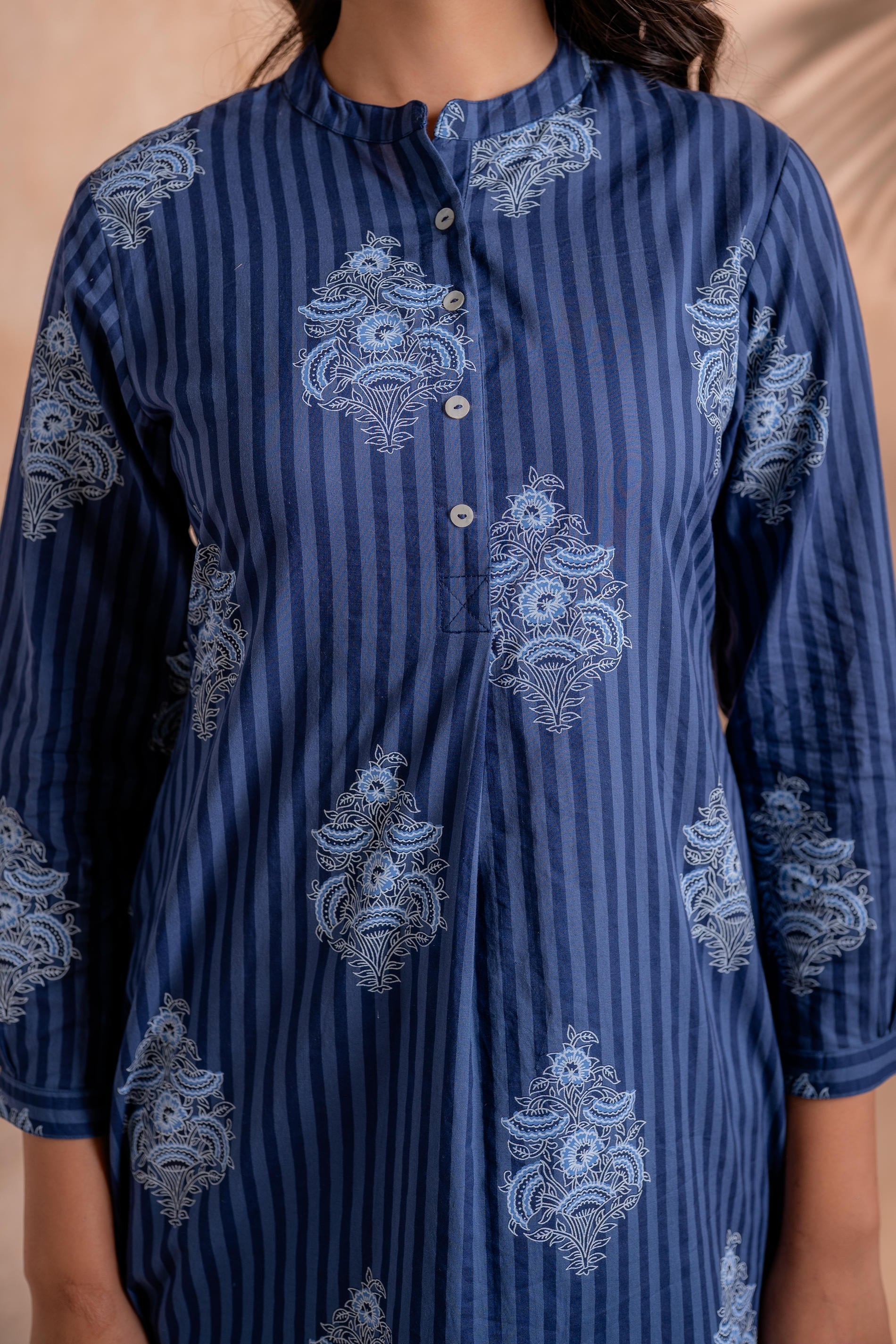 Juniper Indigo Stripe Motif Heritage Kurta - Distacart