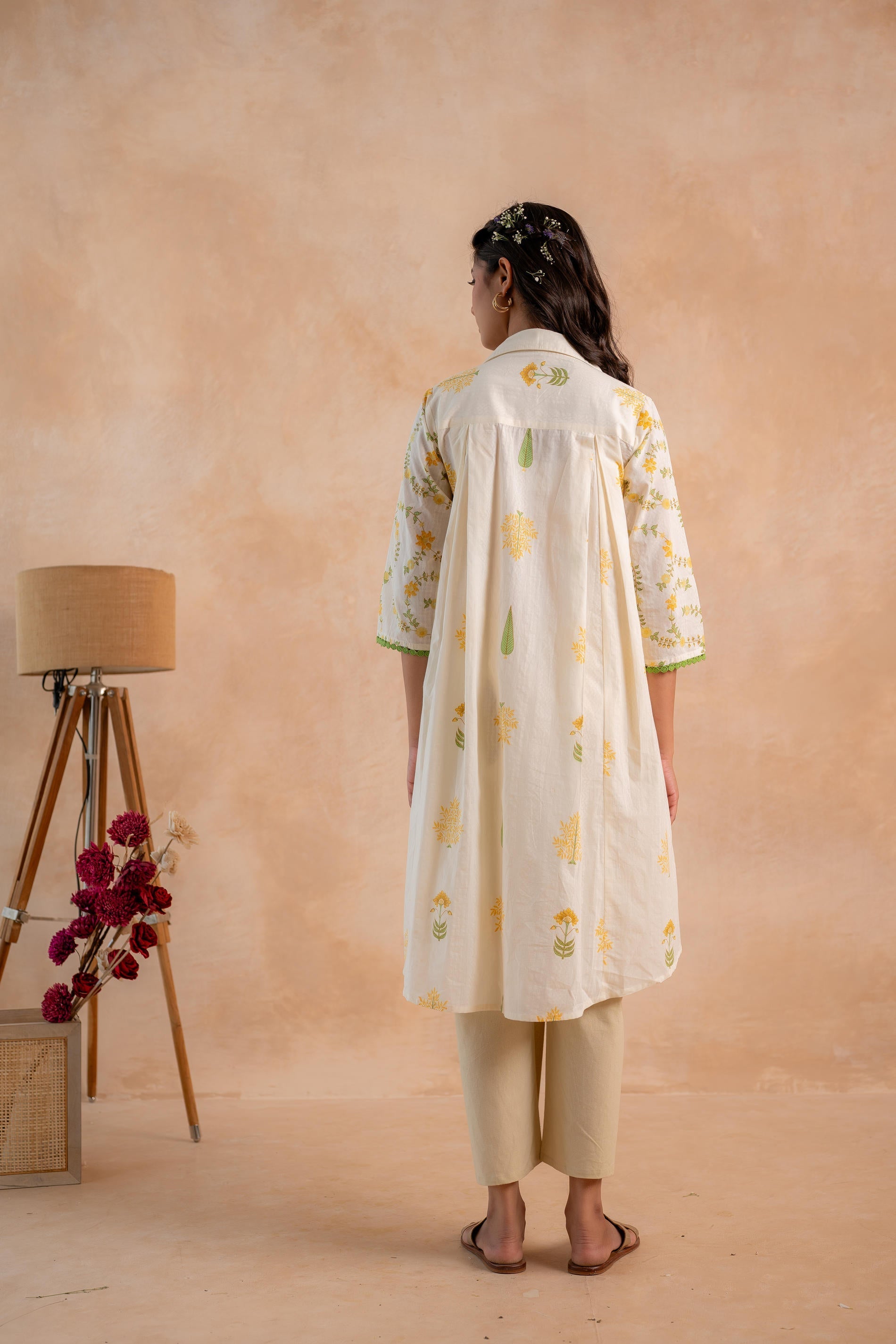 Juniper Off-White Garden Printed A-Line Tunic Kurta