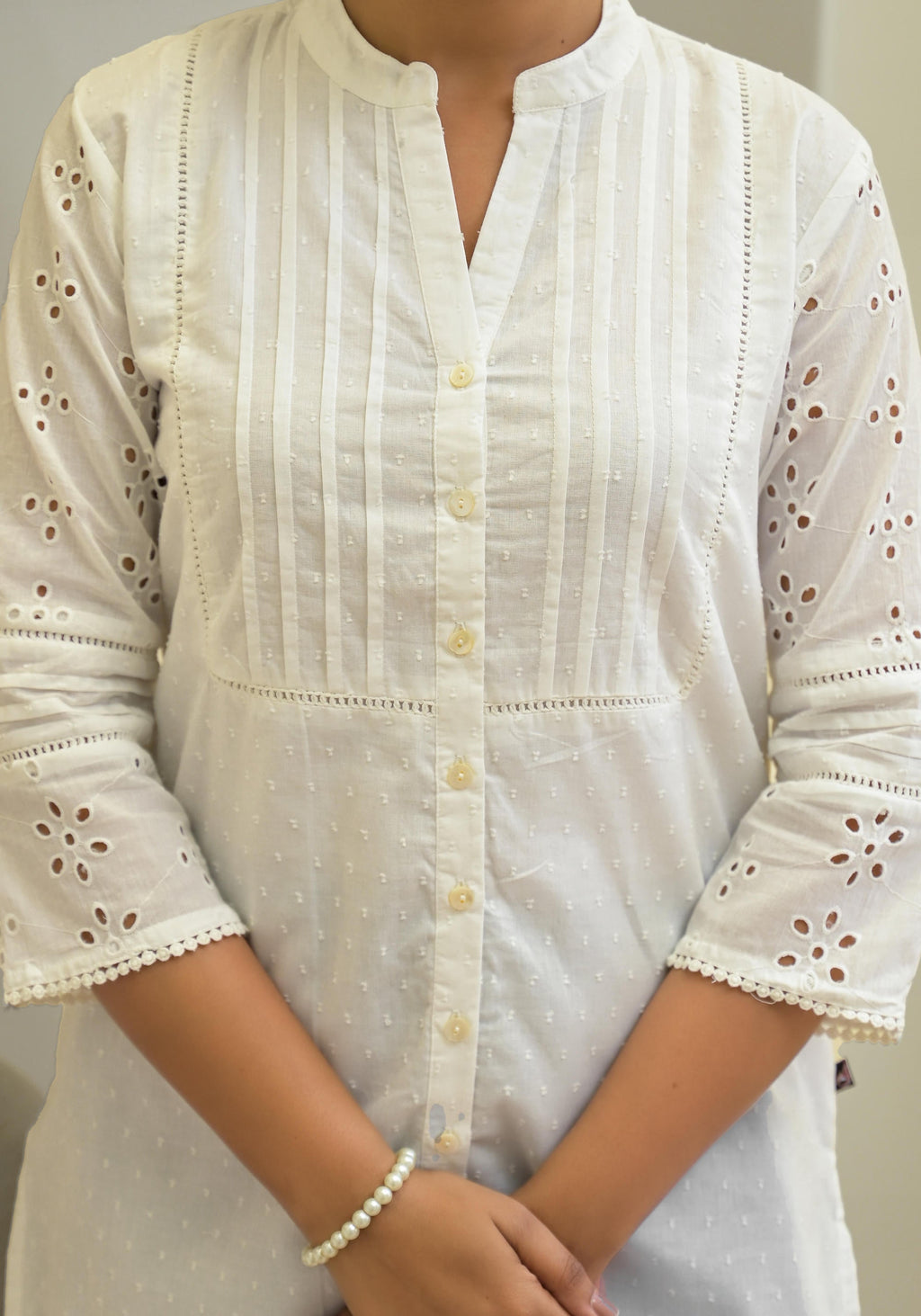Juniper Women's White Solid Cotton Tunic With Schiffli Work