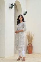 Juniper White Minimal Motif Printed Kurta - Distacart