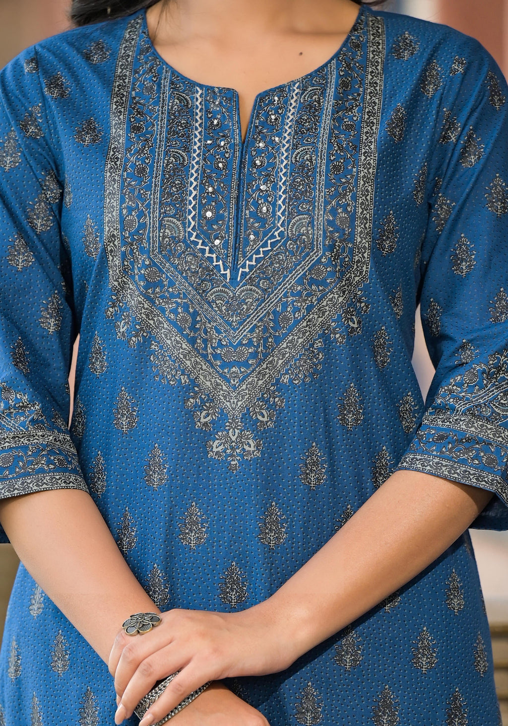 Juniper Women's Blue Ethnic Motif Printed Cotton Kurta