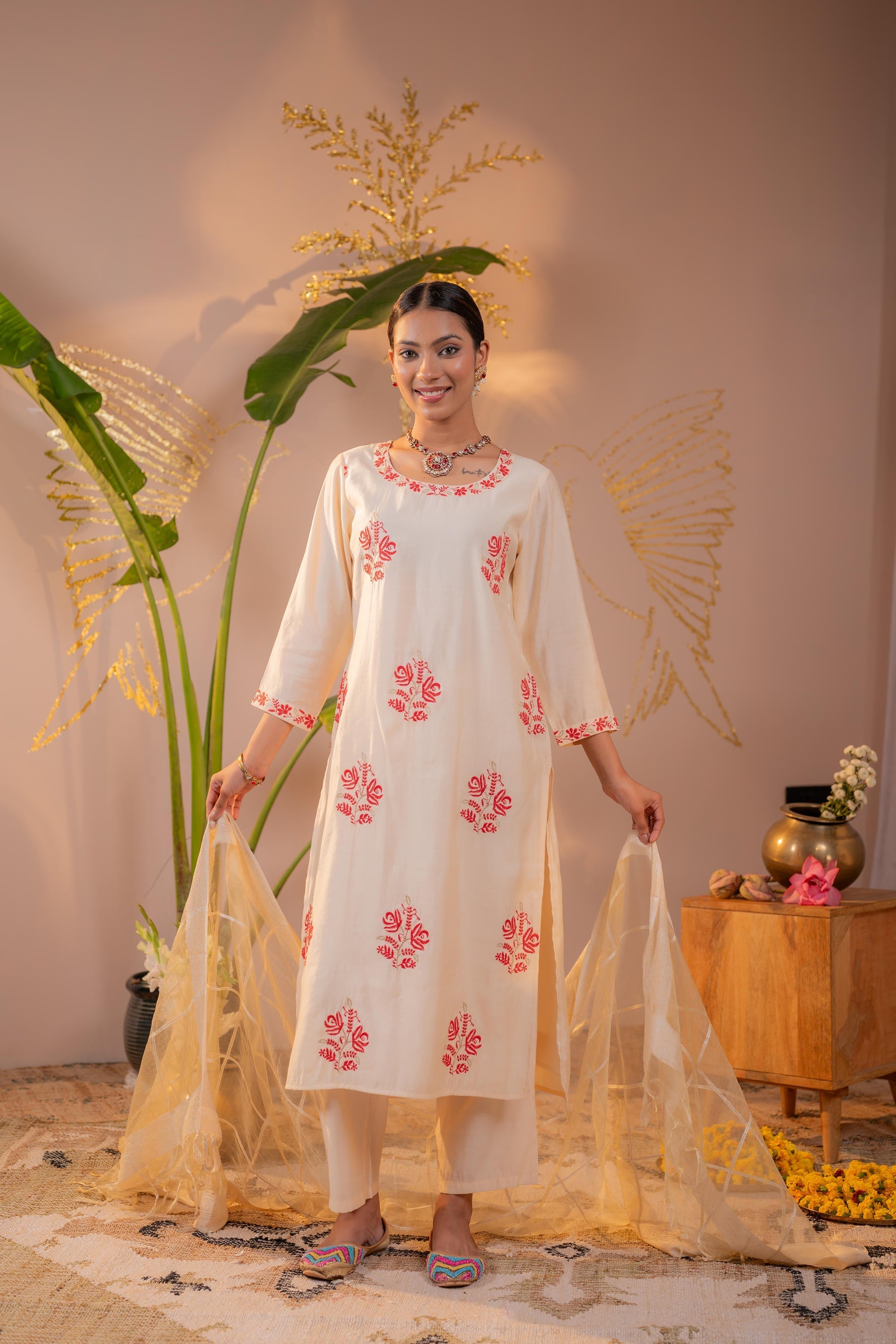 Juniper Ivory Coral Blossom Printed Kurta Pant And Dupatta Set - Distacart
