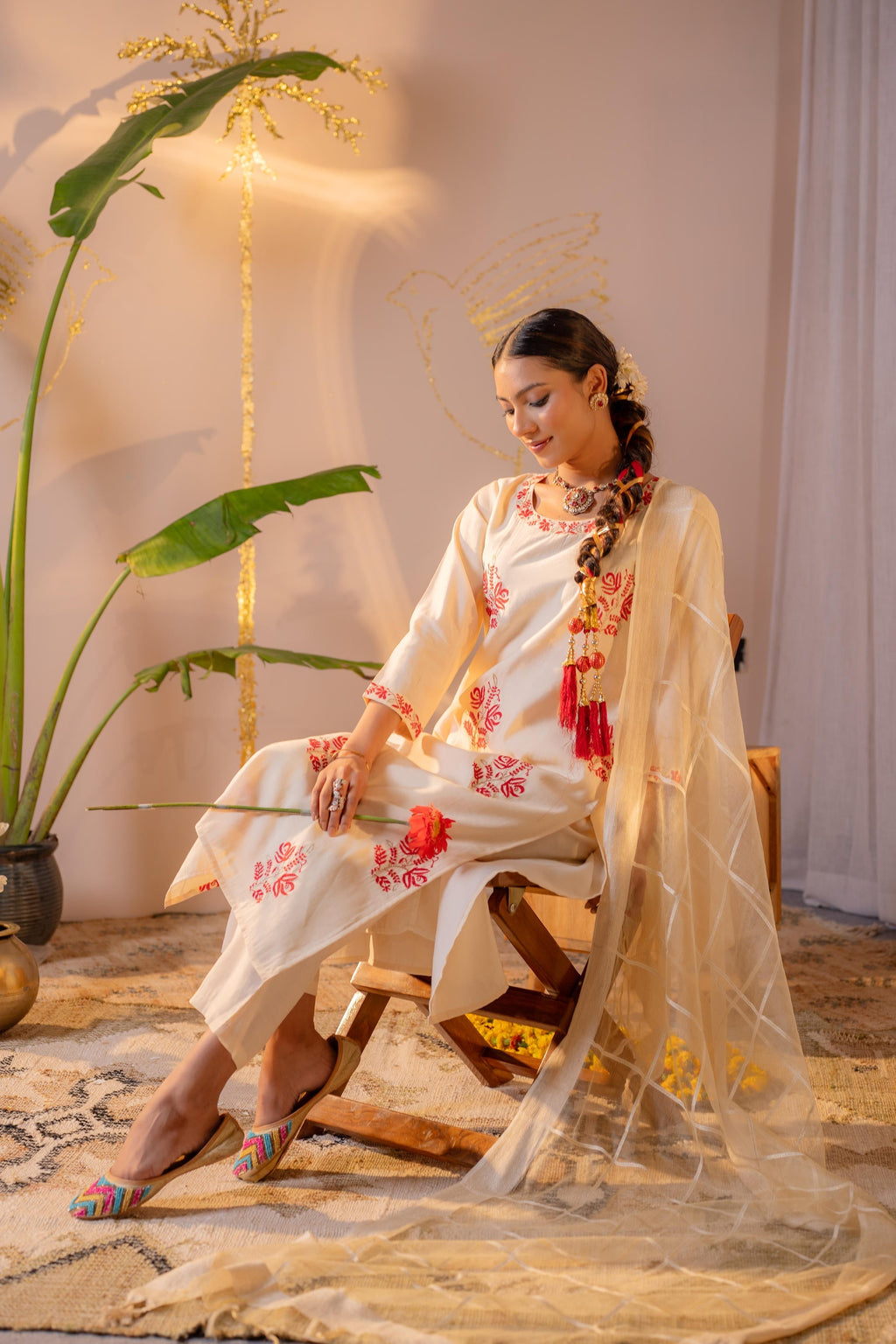 Juniper Ivory Coral Blossom Printed Kurta Pant And Dupatta Set - Distacart