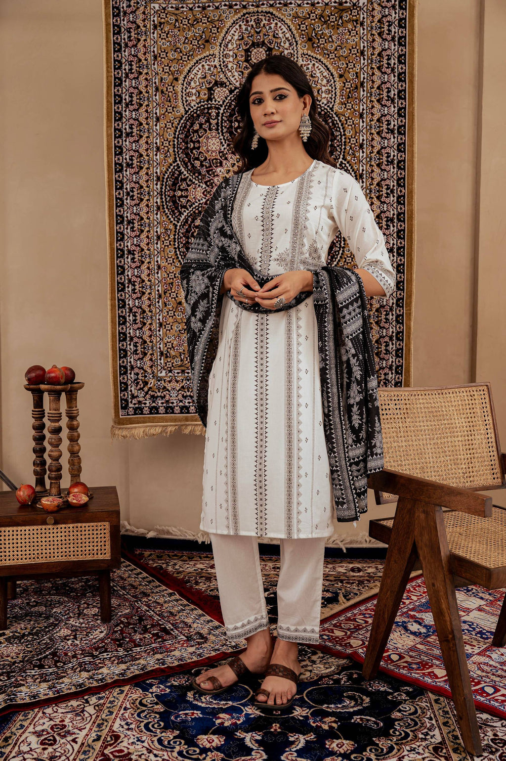 Juniper Black & White Geometric Printed Cotton Kurta With Palazzo & Printed Dupatta - Distacart