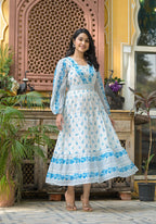 Juniper White Whispering Sky Floral Midi Dress - Distacart