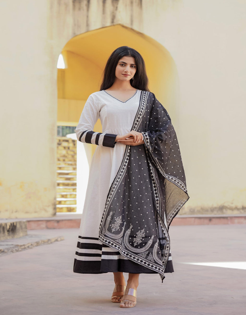 Juniper White Ethnic Motif Printed Dress & Dupatta Set With Thread Work - Distacart