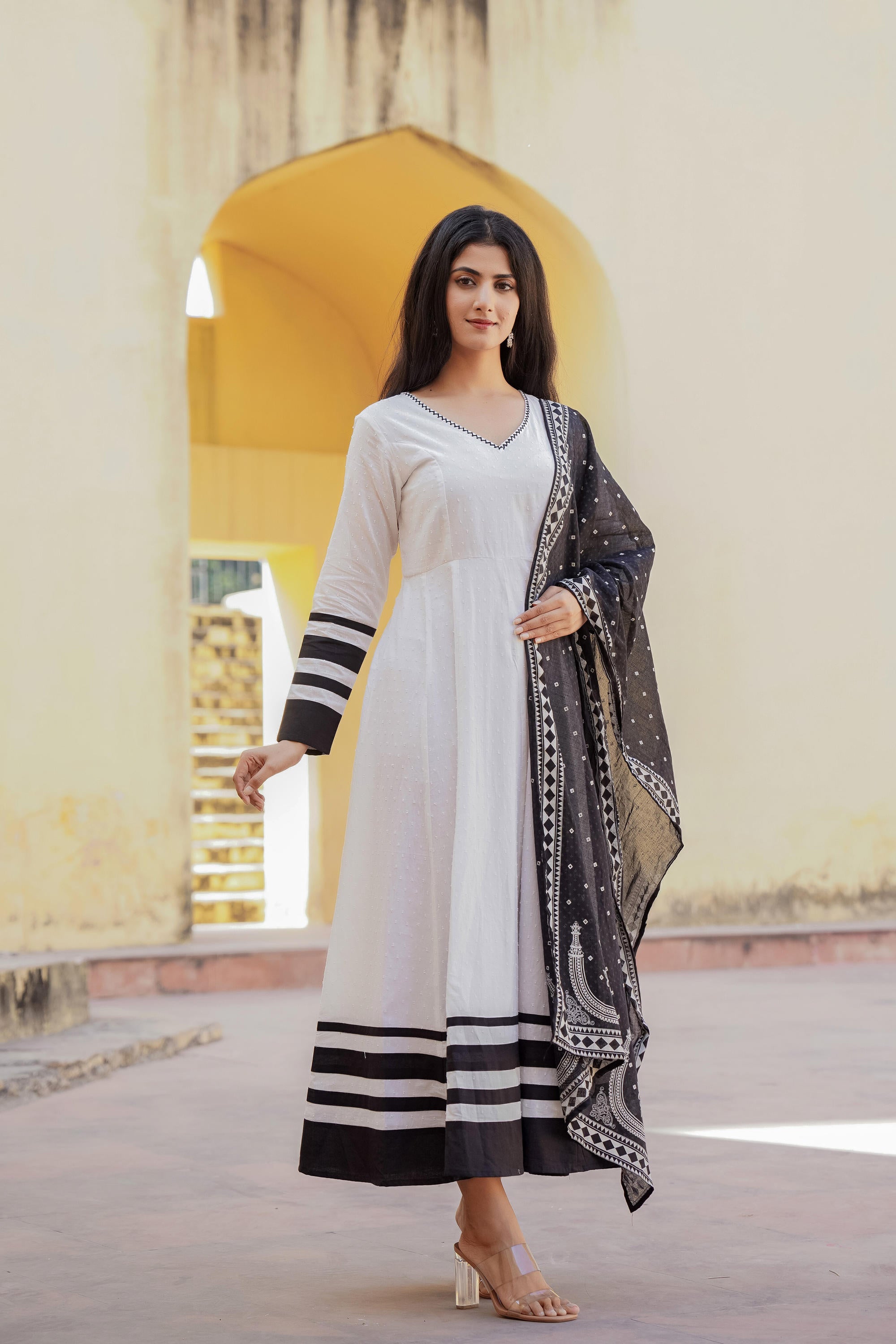 Juniper White Ethnic Motif Printed Dress & Dupatta Set With Thread Work - Distacart