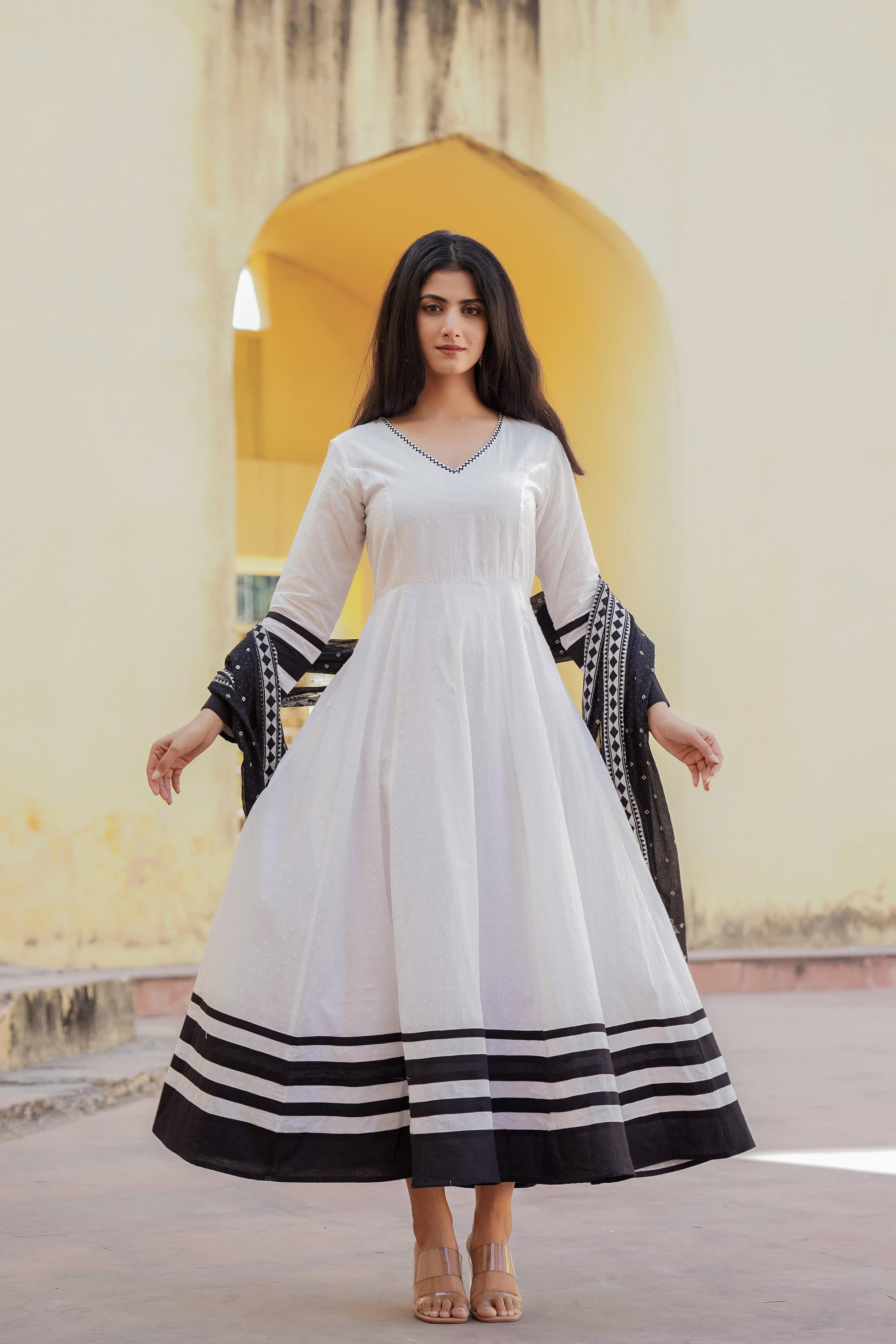 Juniper White Ethnic Motif Printed Dress & Dupatta Set With Thread Work - Distacart