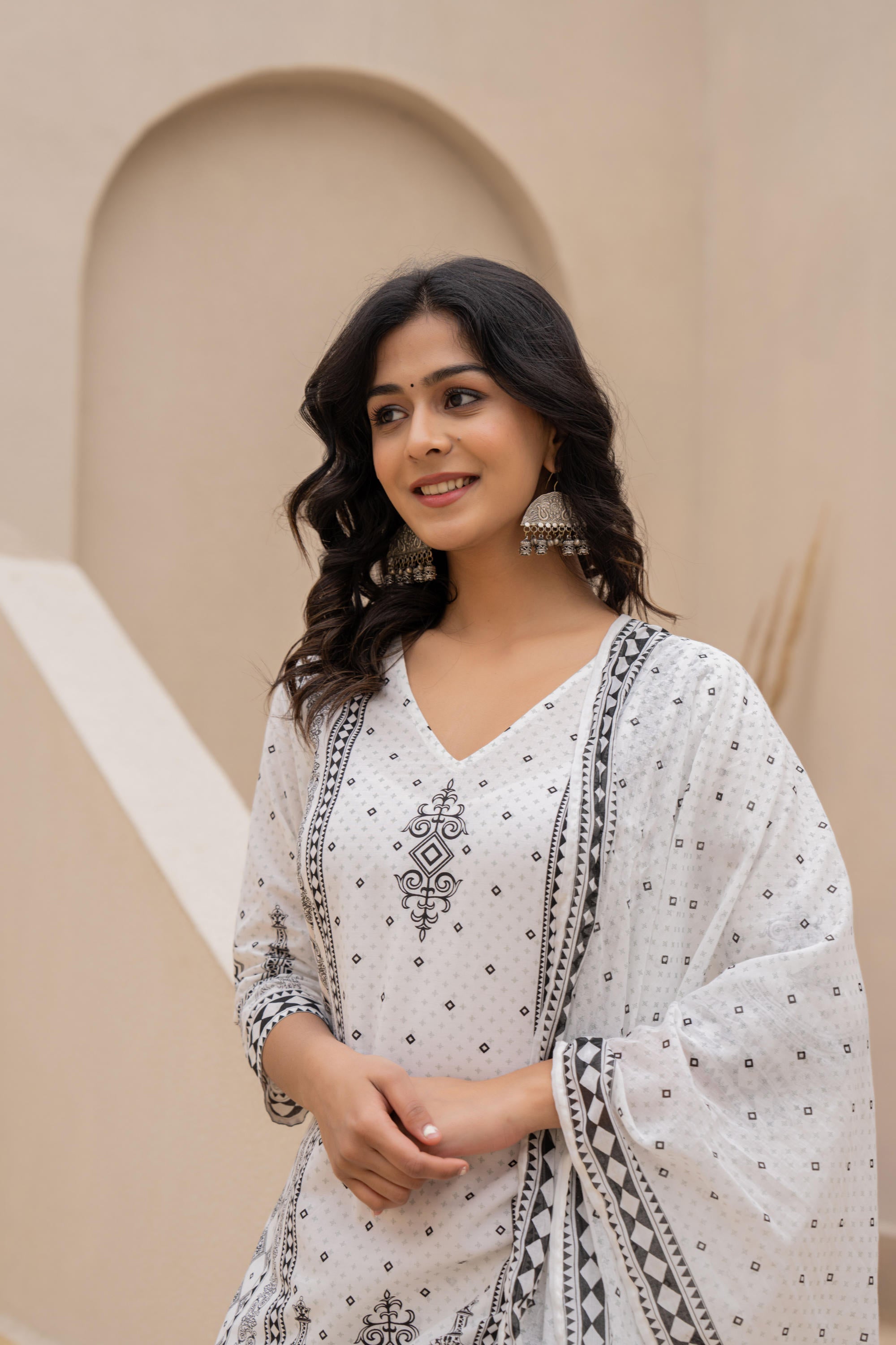 Juniper White Printed Kurta Set with Palazzo & Dupatta - Distacart