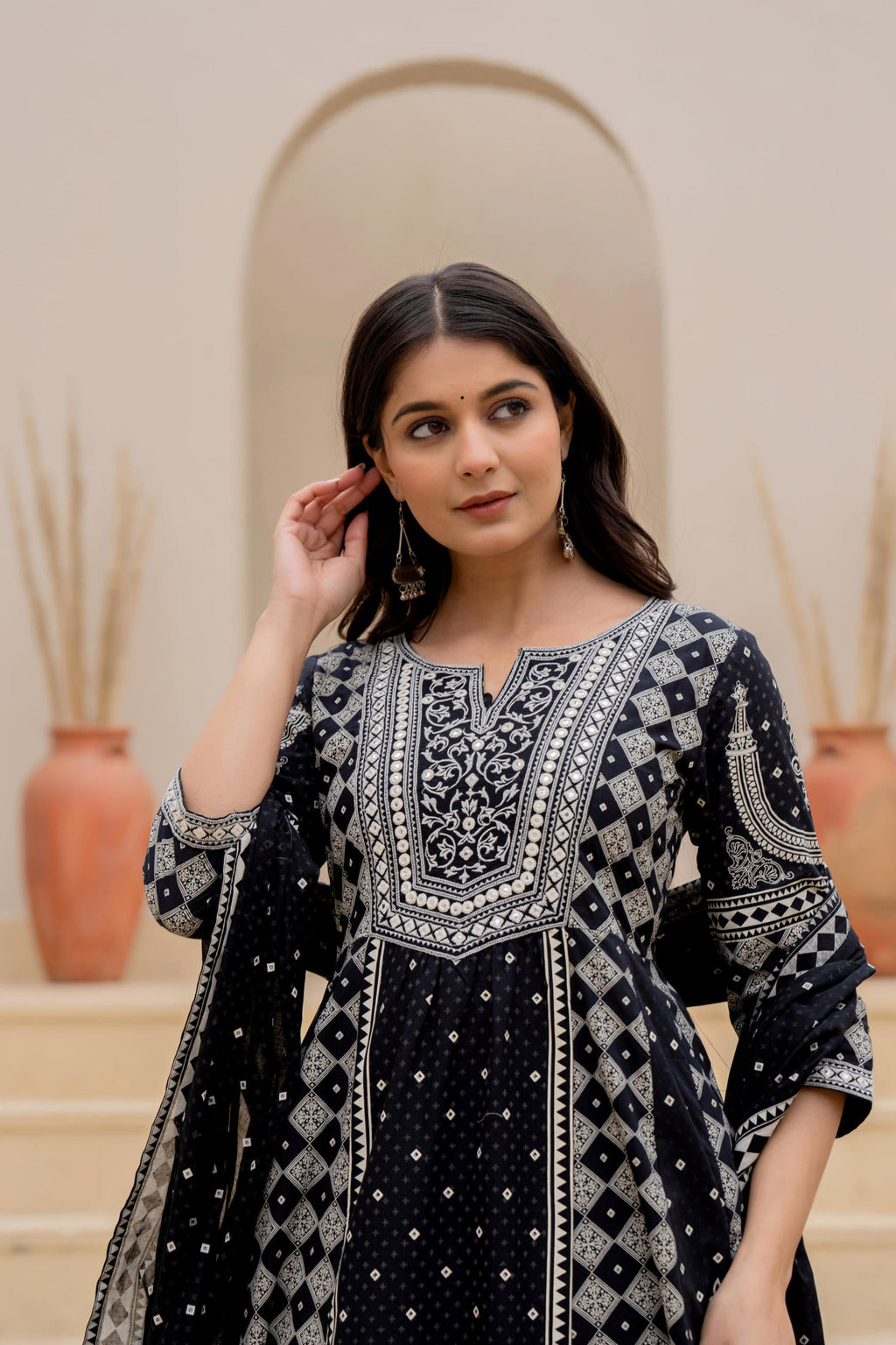Juniper Black Ethnic Motif Printed Kurta Set With Thread & Mirror Work - Distacart