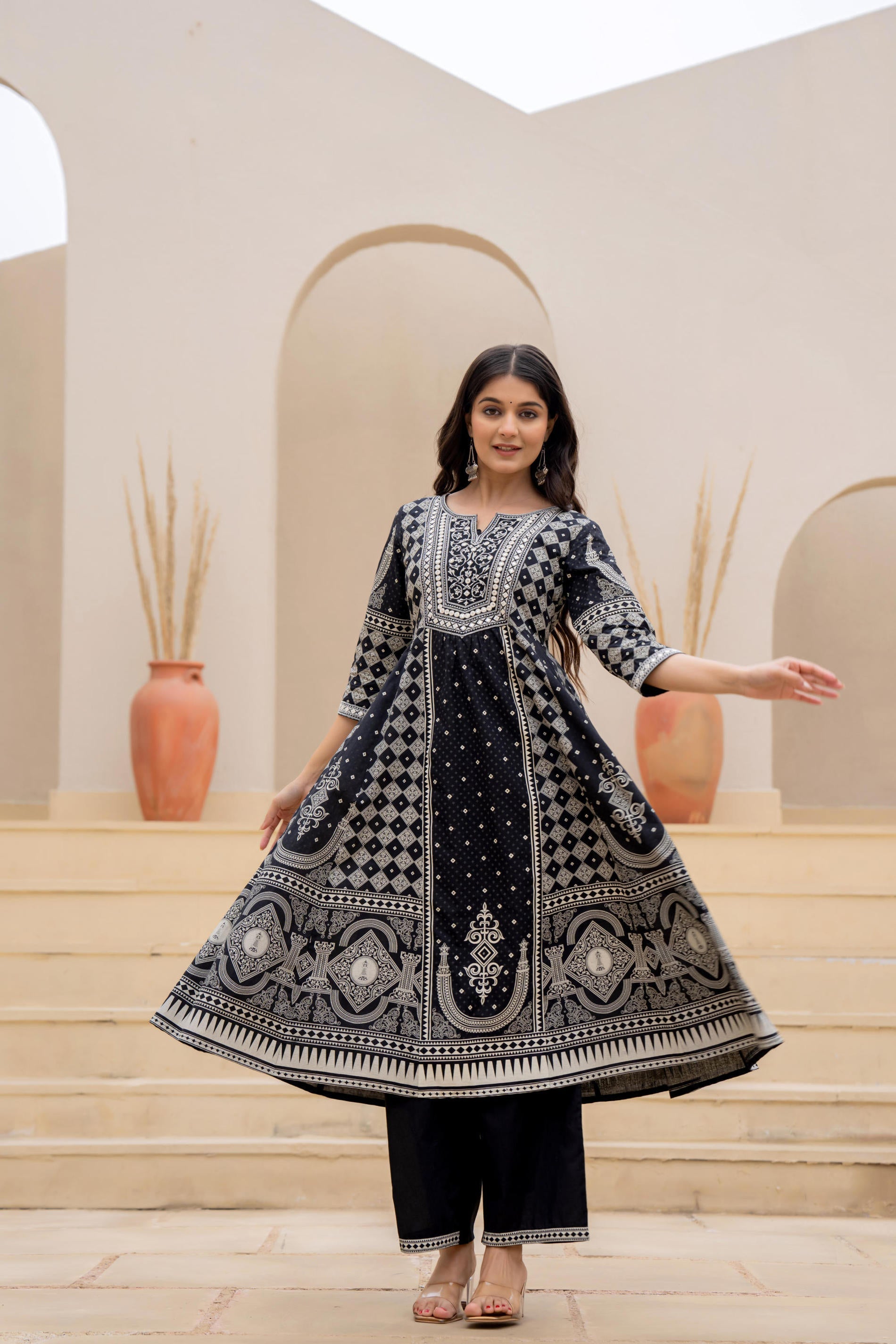 Juniper Black Ethnic Motif Printed Kurta Set With Thread & Mirror Work - Distacart
