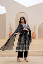 Juniper Black Ethnic Motif Printed Kurta Set With Thread & Mirror Work - Distacart