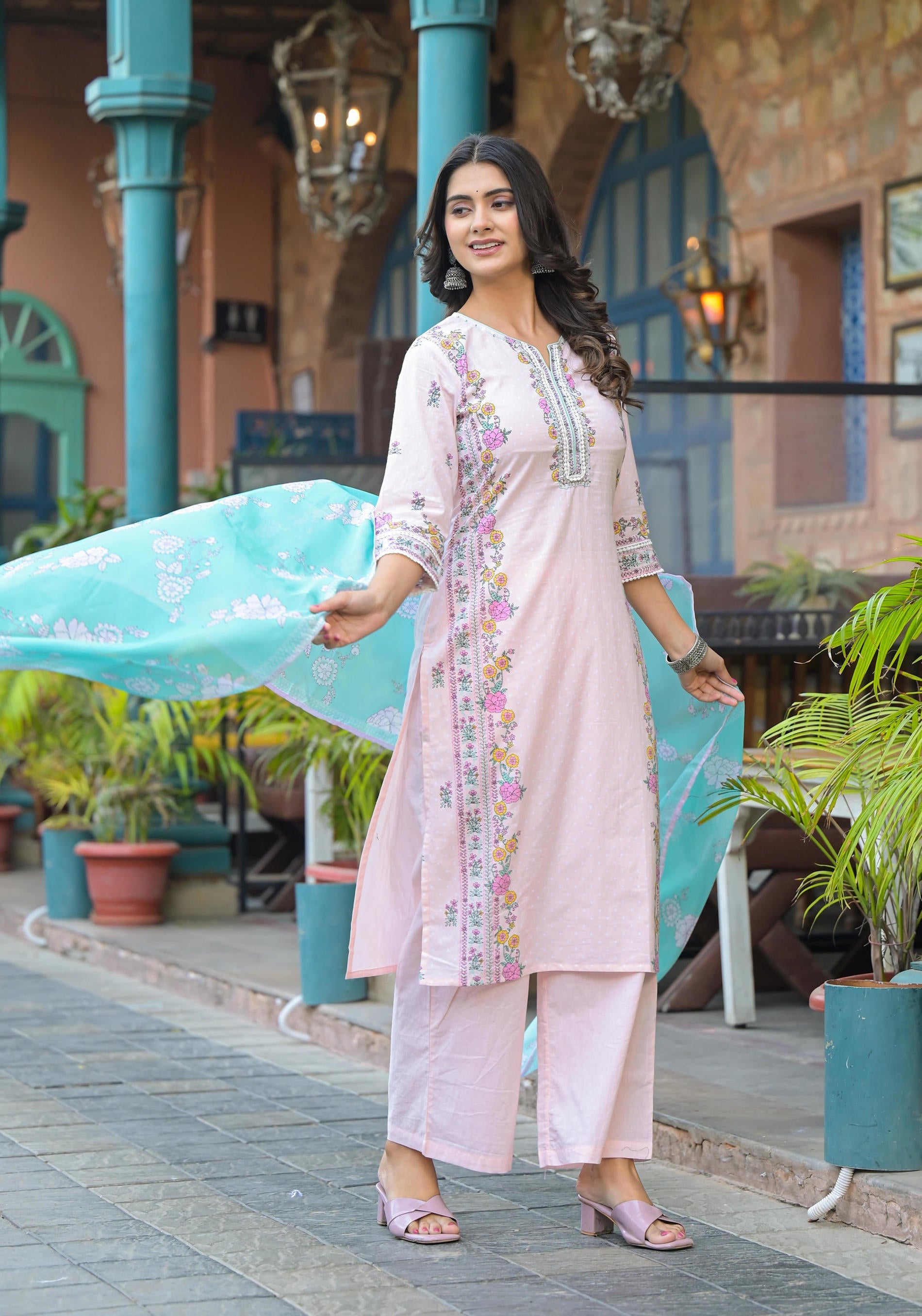 Juniper Onion Pink Embroidered Kurta Set with Aqua Floral Dupatta - Distacart
