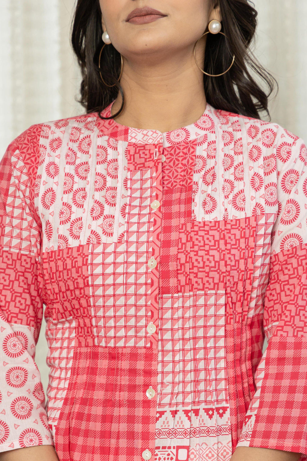 Juniper Women's Pink Geometric Printed Cotton Tunic With Buttons