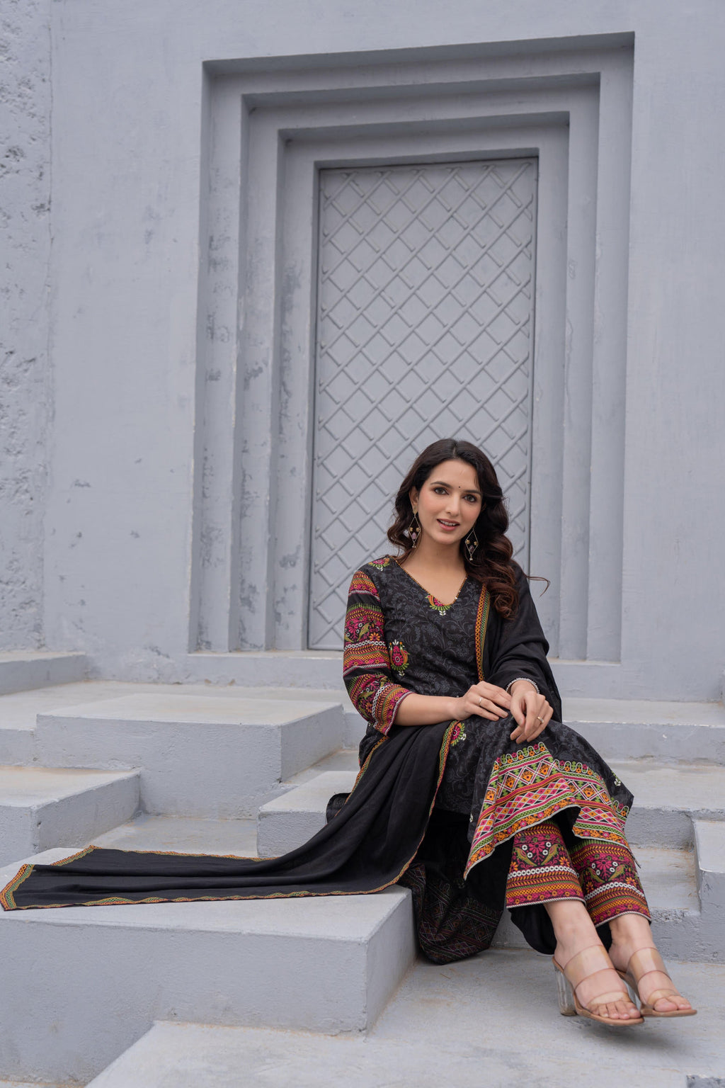 Juniper Black Floral Printed Cotton Kurta Set With Thread Work & Sequins - Distacart