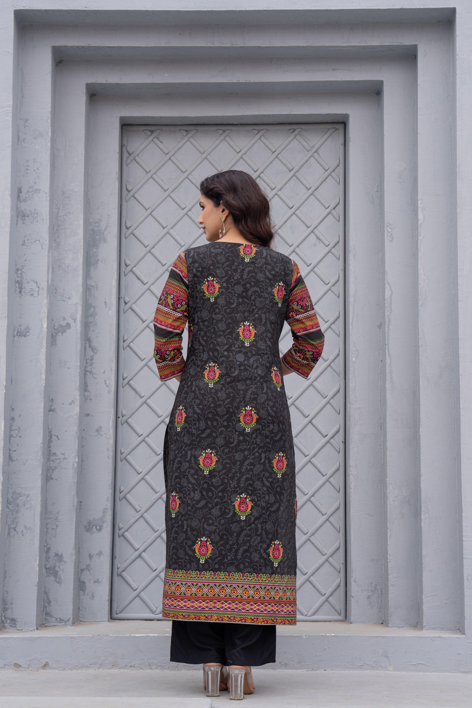 Juniper Black Floral Printed Cotton Kurta Set With Thread Work & Sequins - Distacart