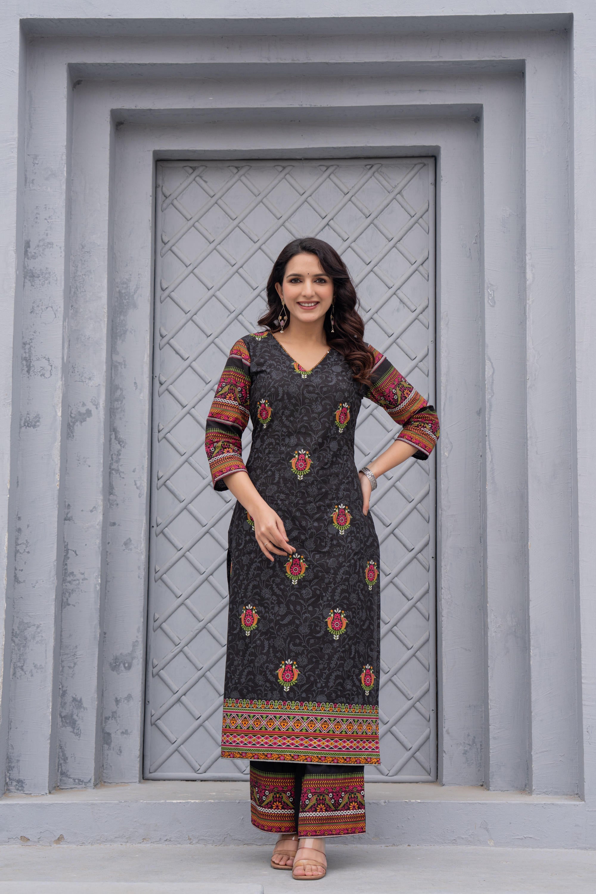 Juniper Black Floral Printed Cotton Kurta Set With Thread Work & Sequins - Distacart
