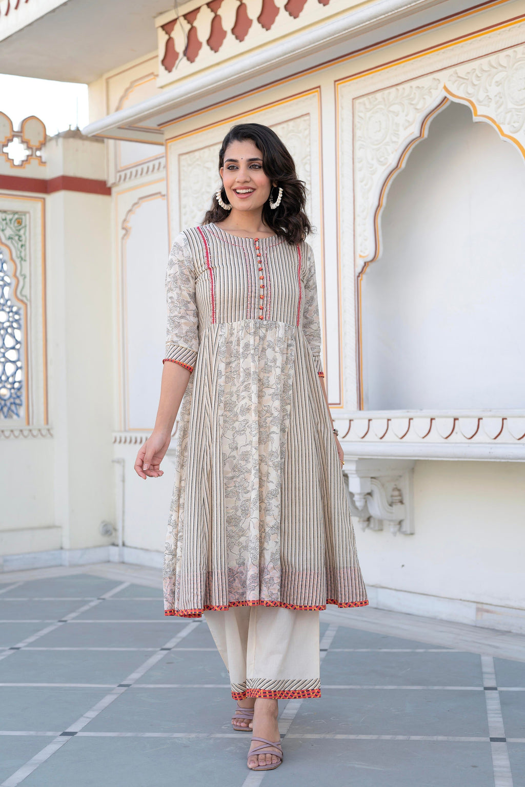 Juniper Women Printed Kurta and Palazzo Set