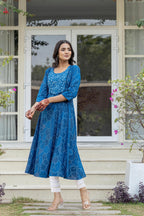 Juniper Blue Ethnic Motif Printed Viscose Kurta With Sequins - Distacart