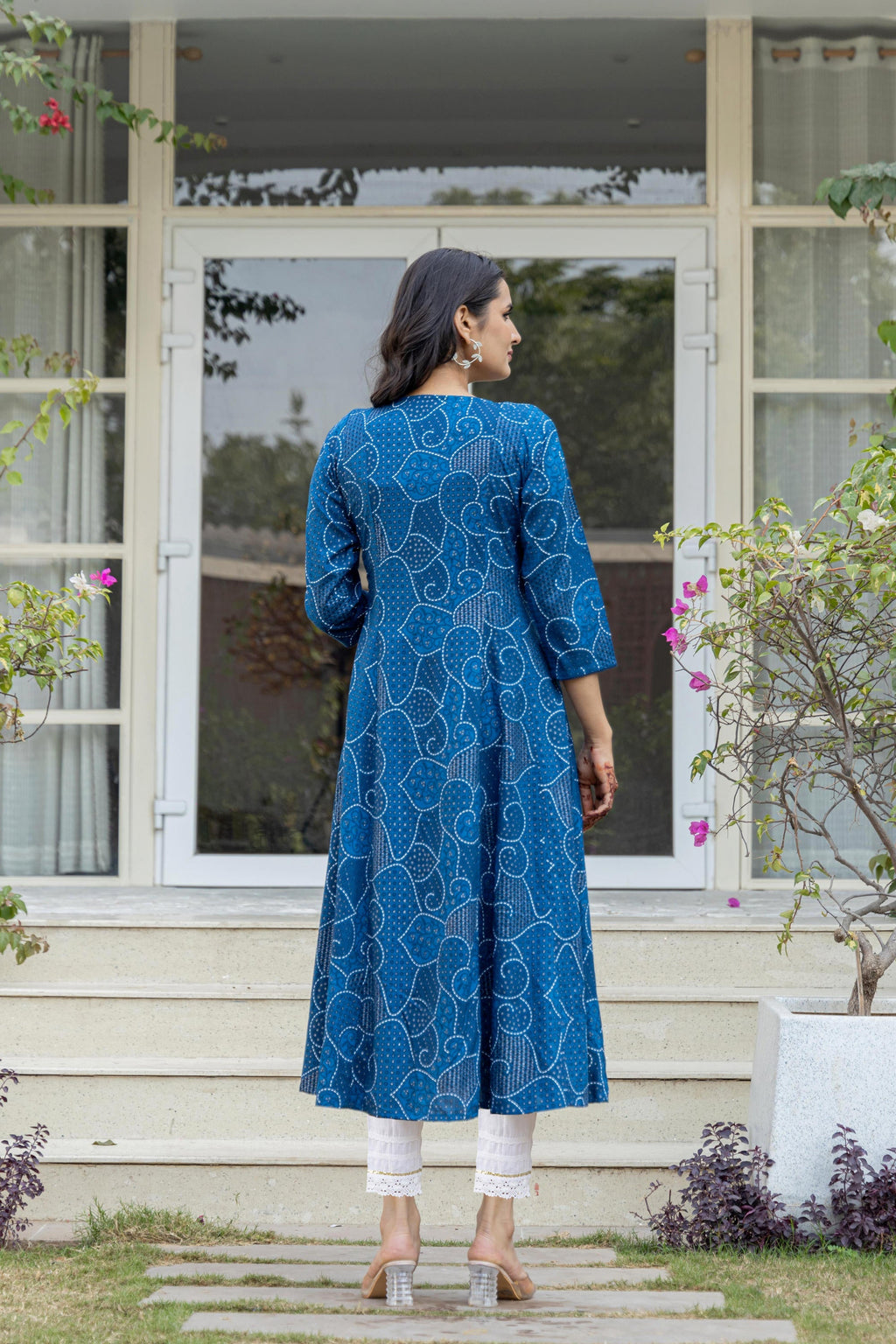 Juniper Blue Ethnic Motif Printed Viscose Kurta With Sequins - Distacart