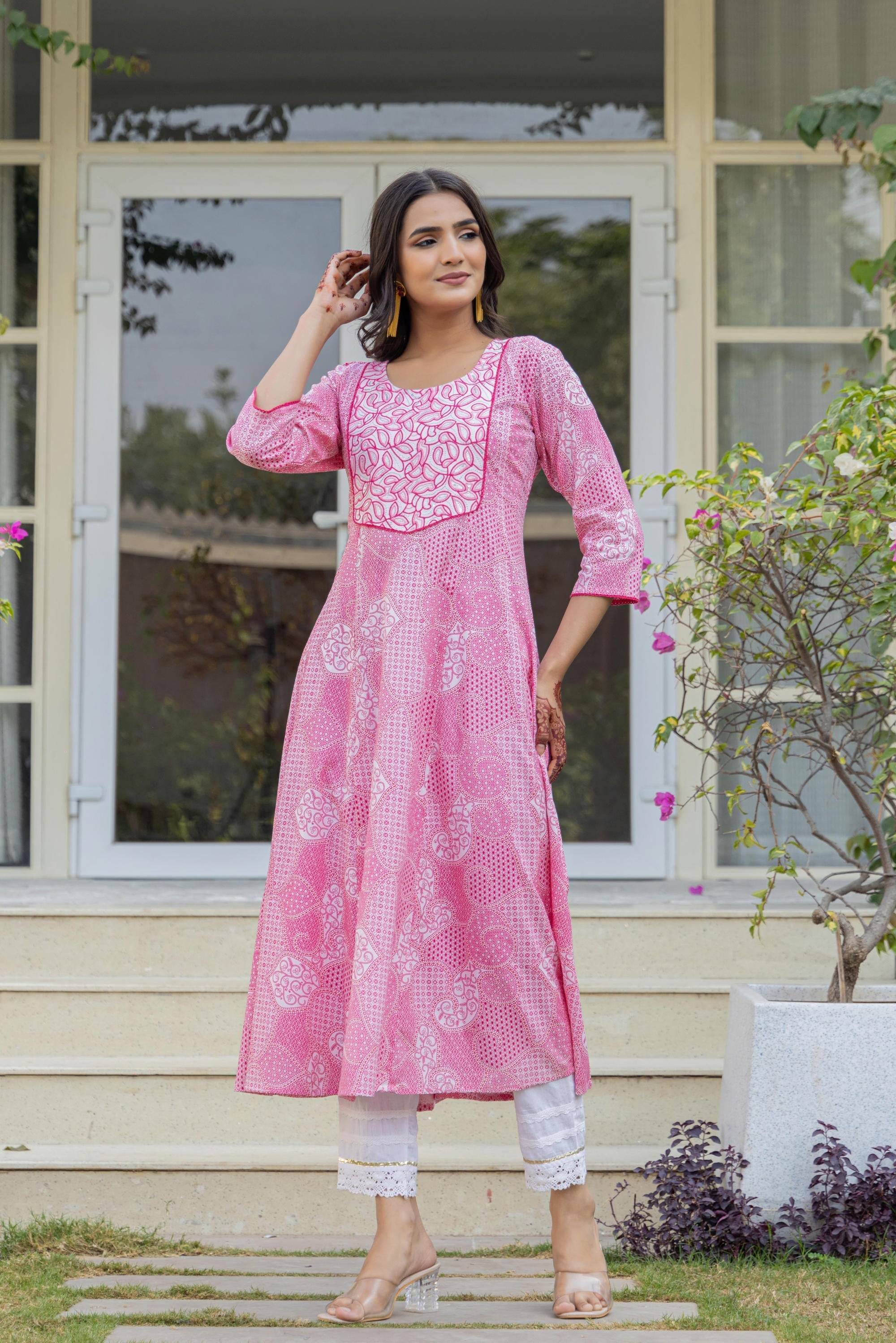 Juniper Pink Ethnic Motif Printed Viscose Kurta With Sequins - Distacart