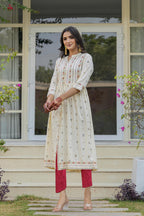 Juniper Ivory Floral Printed Cotton Kurta With Thread Work & Lace - Distacart