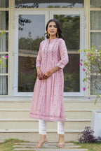Juniper Pink Floral Printed Viscose Kurta With Buttons - Distacart