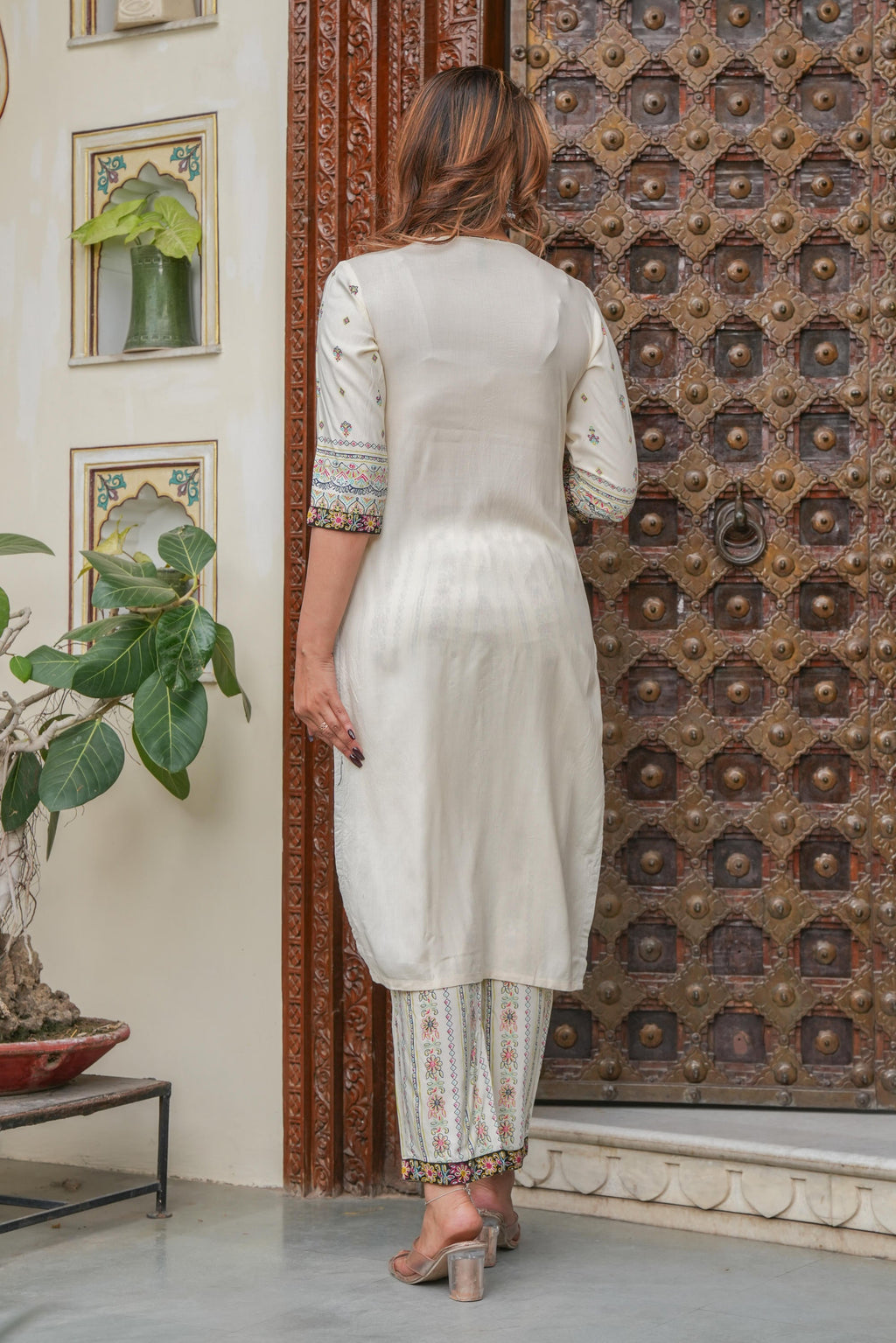 Juniper Off white printed kurta , Printed bottom and floral dupatta with dori and tassel - Distacart
