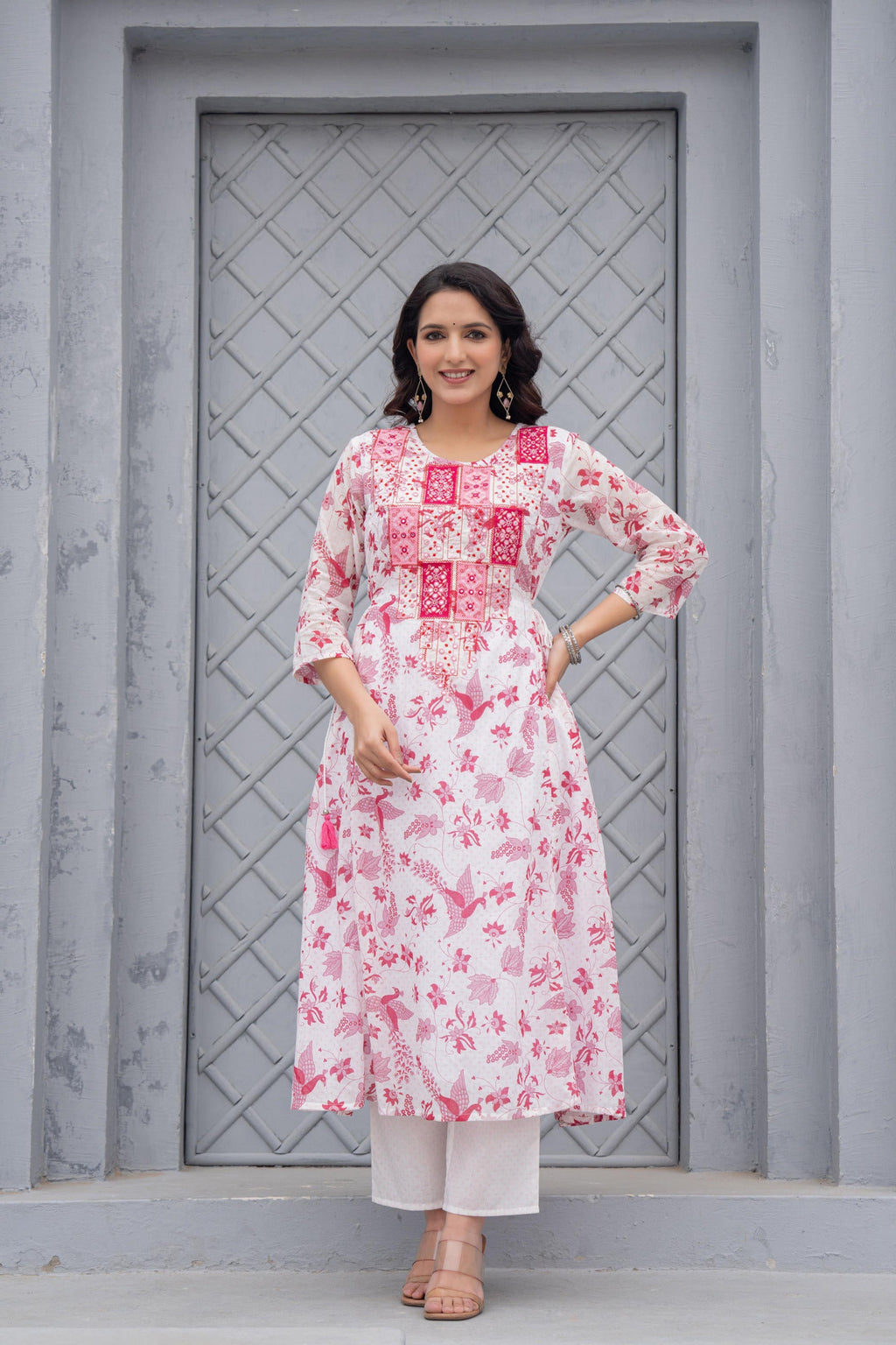 Juniper White & Pink Floral Printed Cotton Kurta Set With Thread & Mirror Work - Distacart