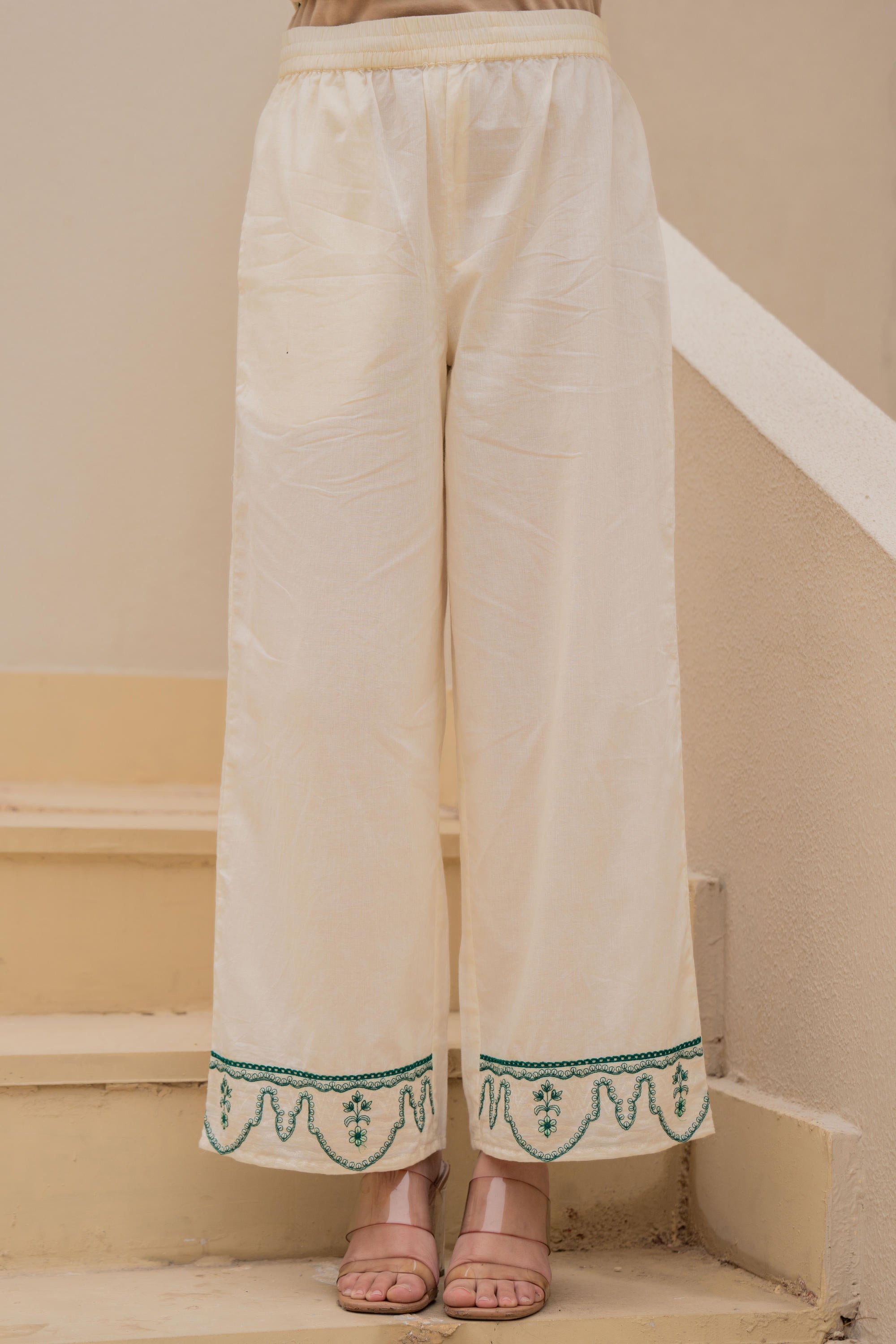 Juniper Off-White Anarkali Kurta Set With Green Embroidery And Organza Dupatta - Distacart